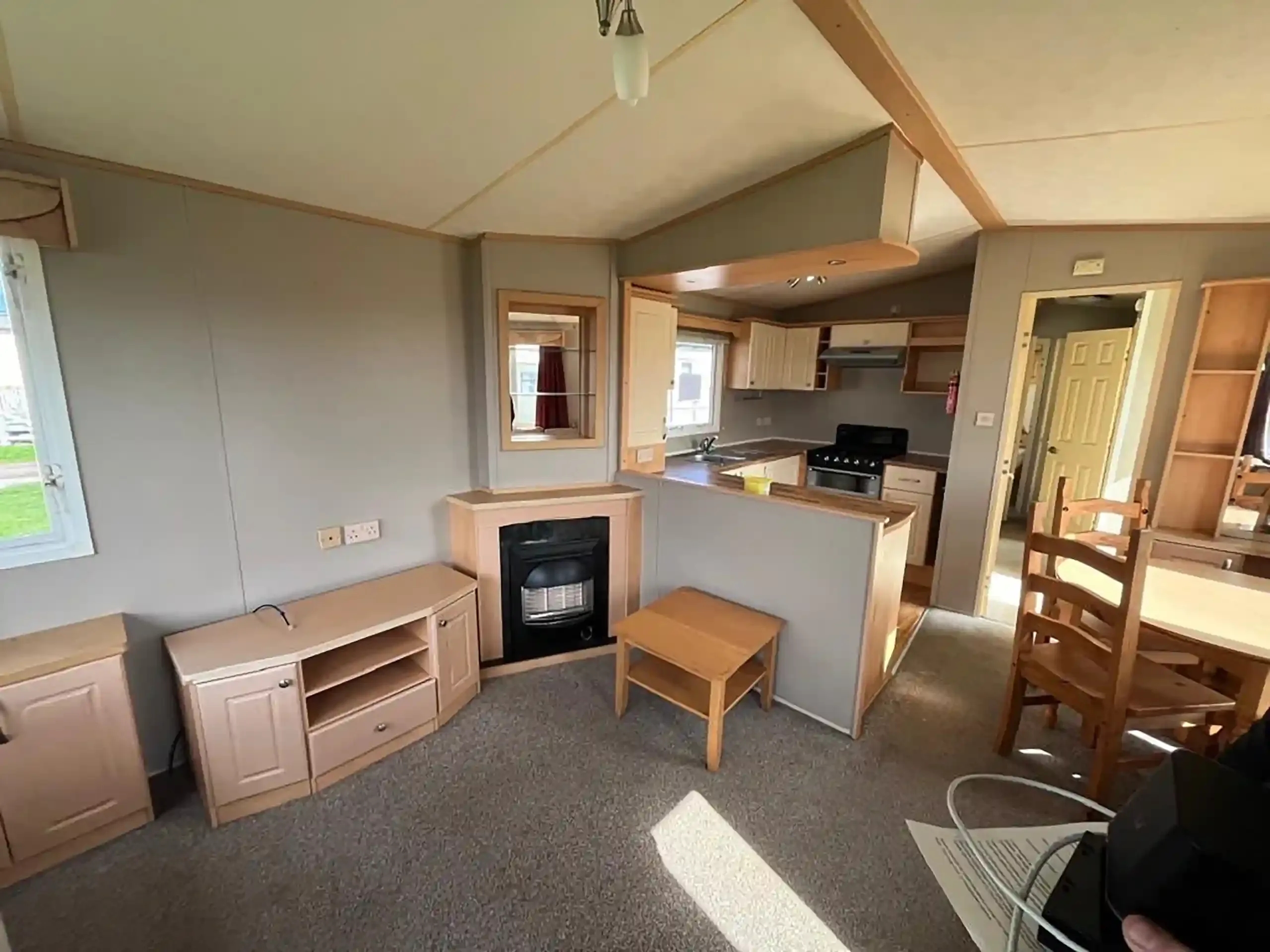 2007 ABI Focus 2 bed lounge