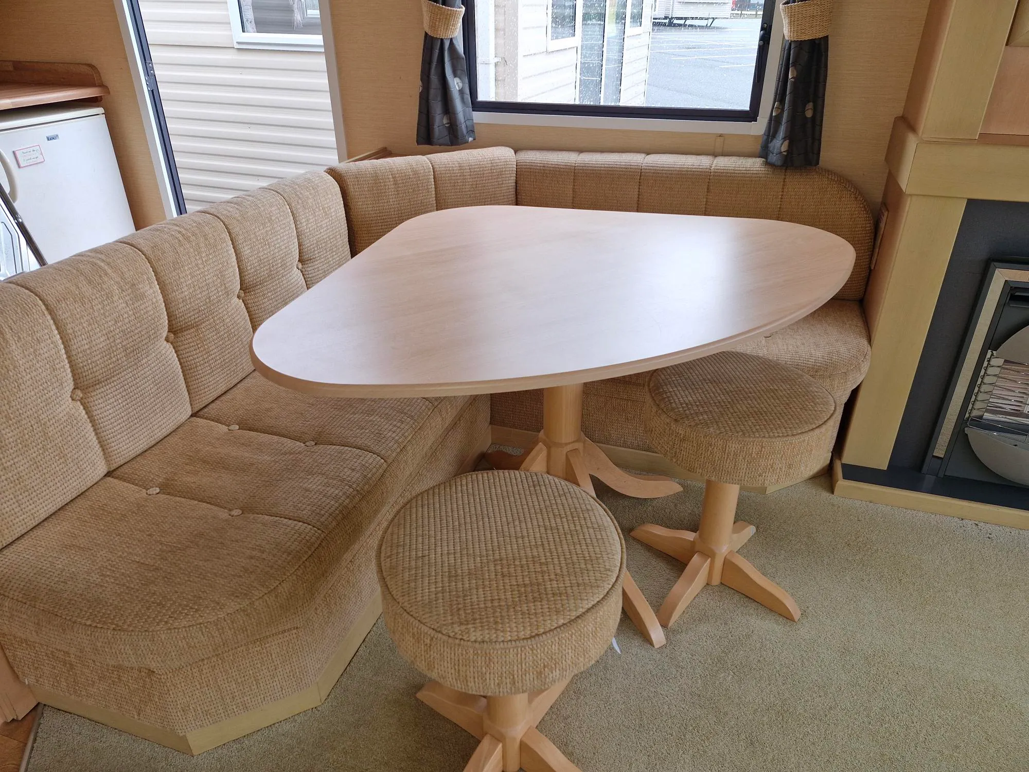 Willerby Savoy dining table with built in seating
