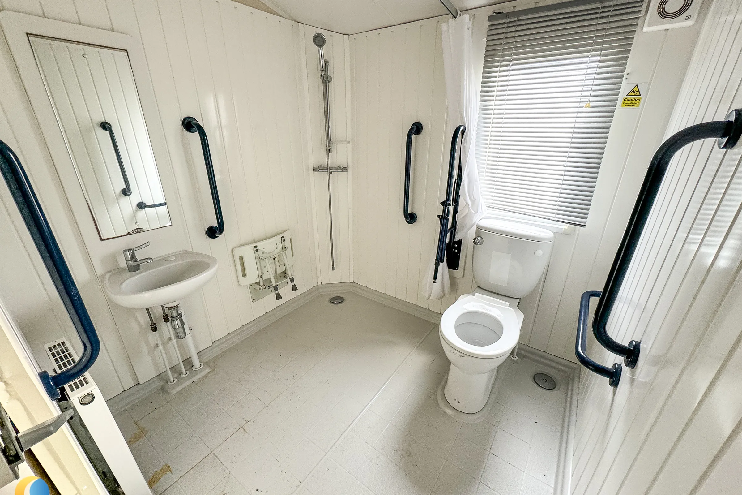 2015 Willerby Rio Premier Accessible Wet Room with Grab Rails
