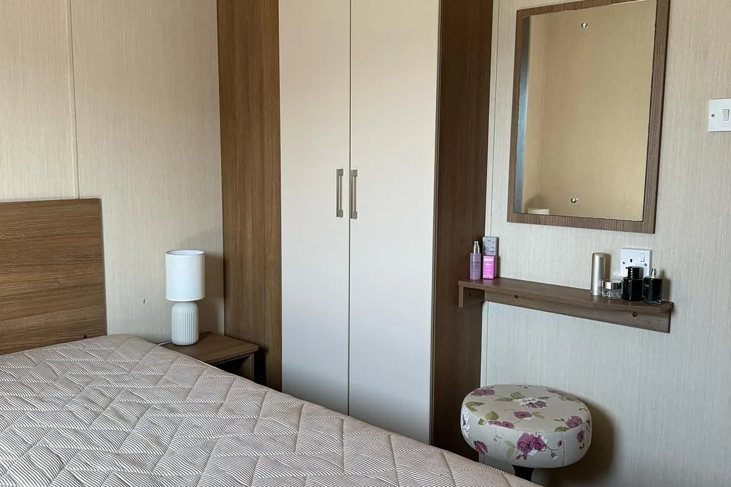 2017 ABI Summerbreeze Master Bedroom