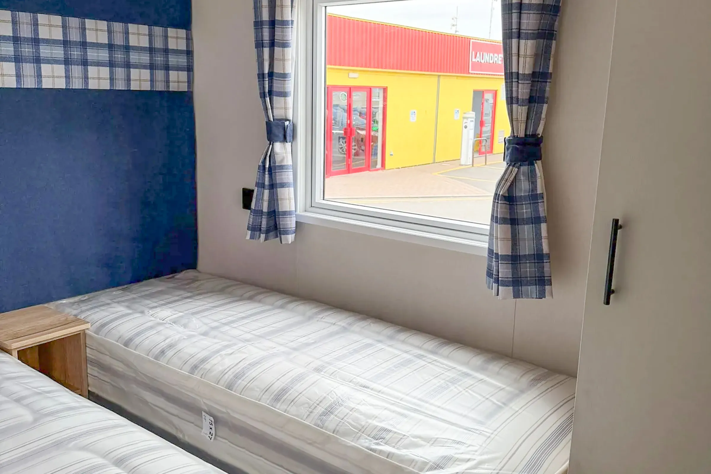 2026 ABI Louis Twin Bedroom