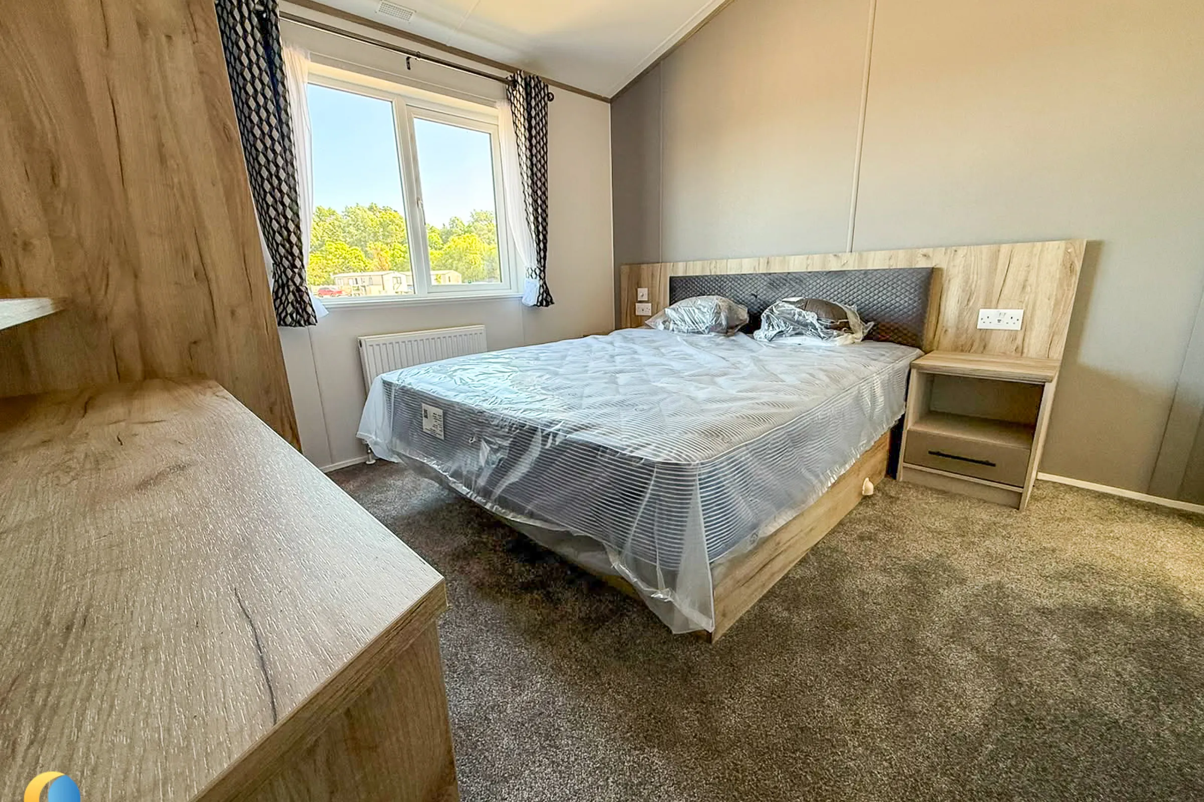 2026 Willerby Mapleton Master Bedroom
