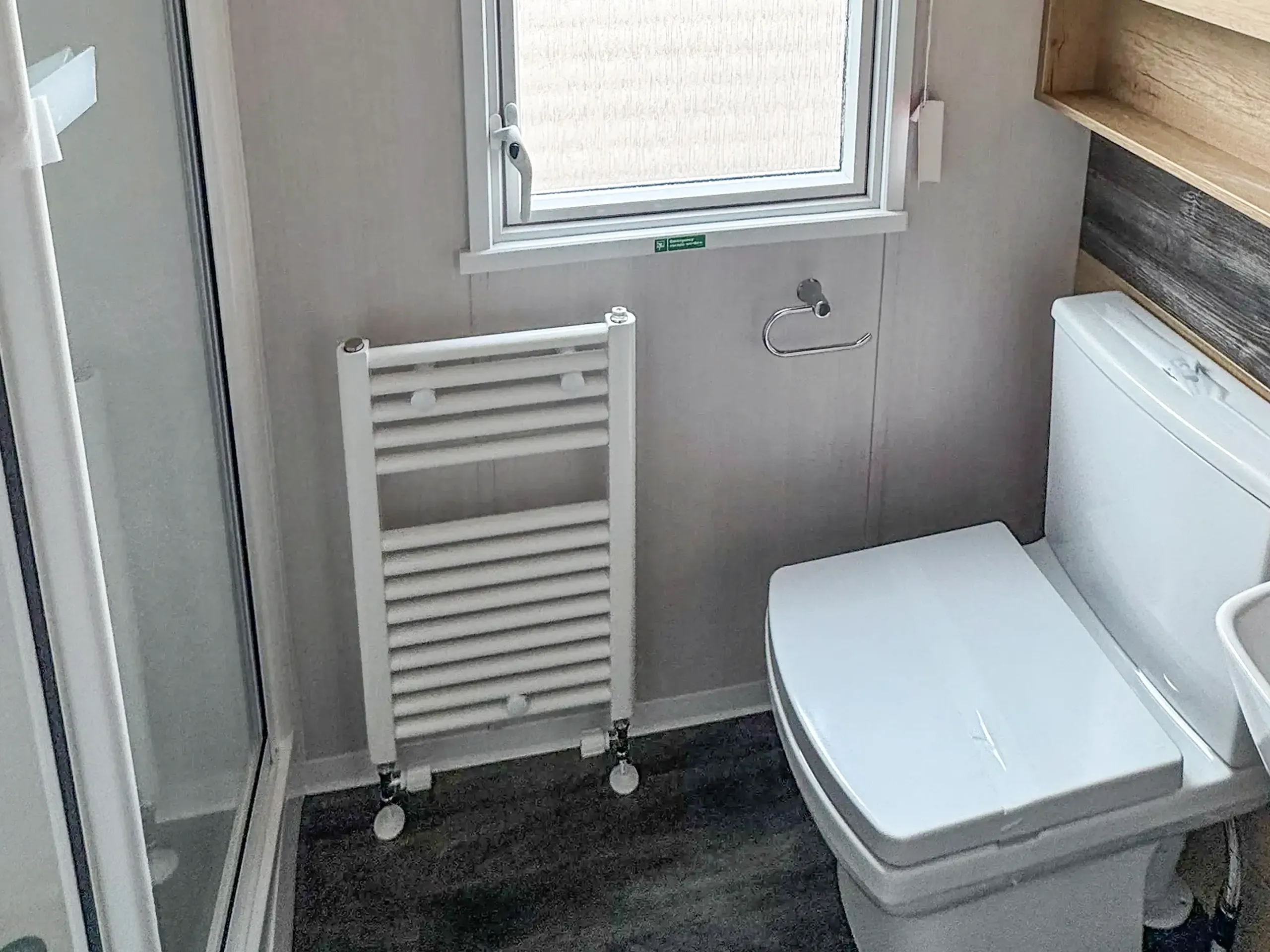 Family bathroom in the 2026 Swift Bordeaux holiday home