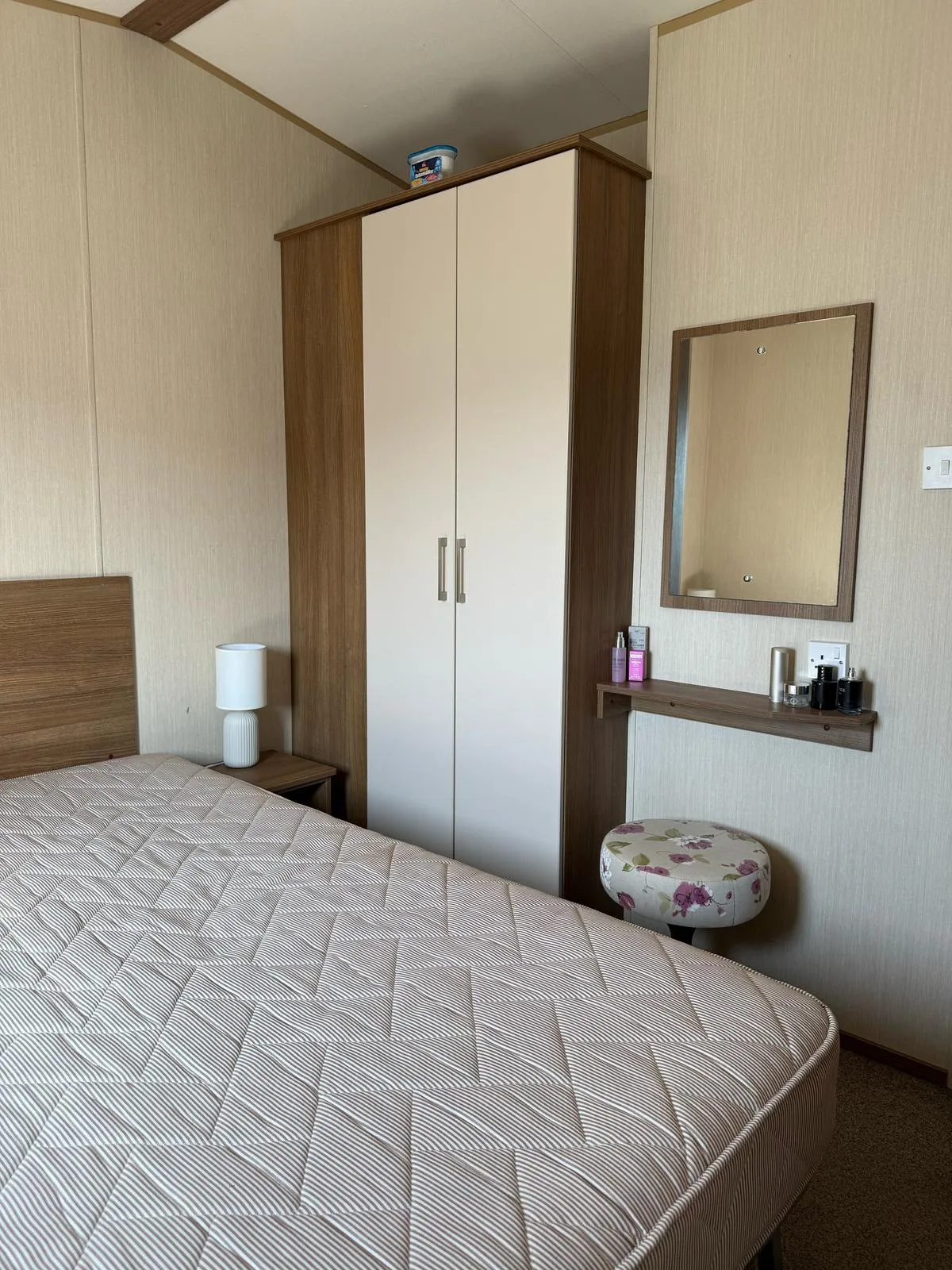 Main bed 