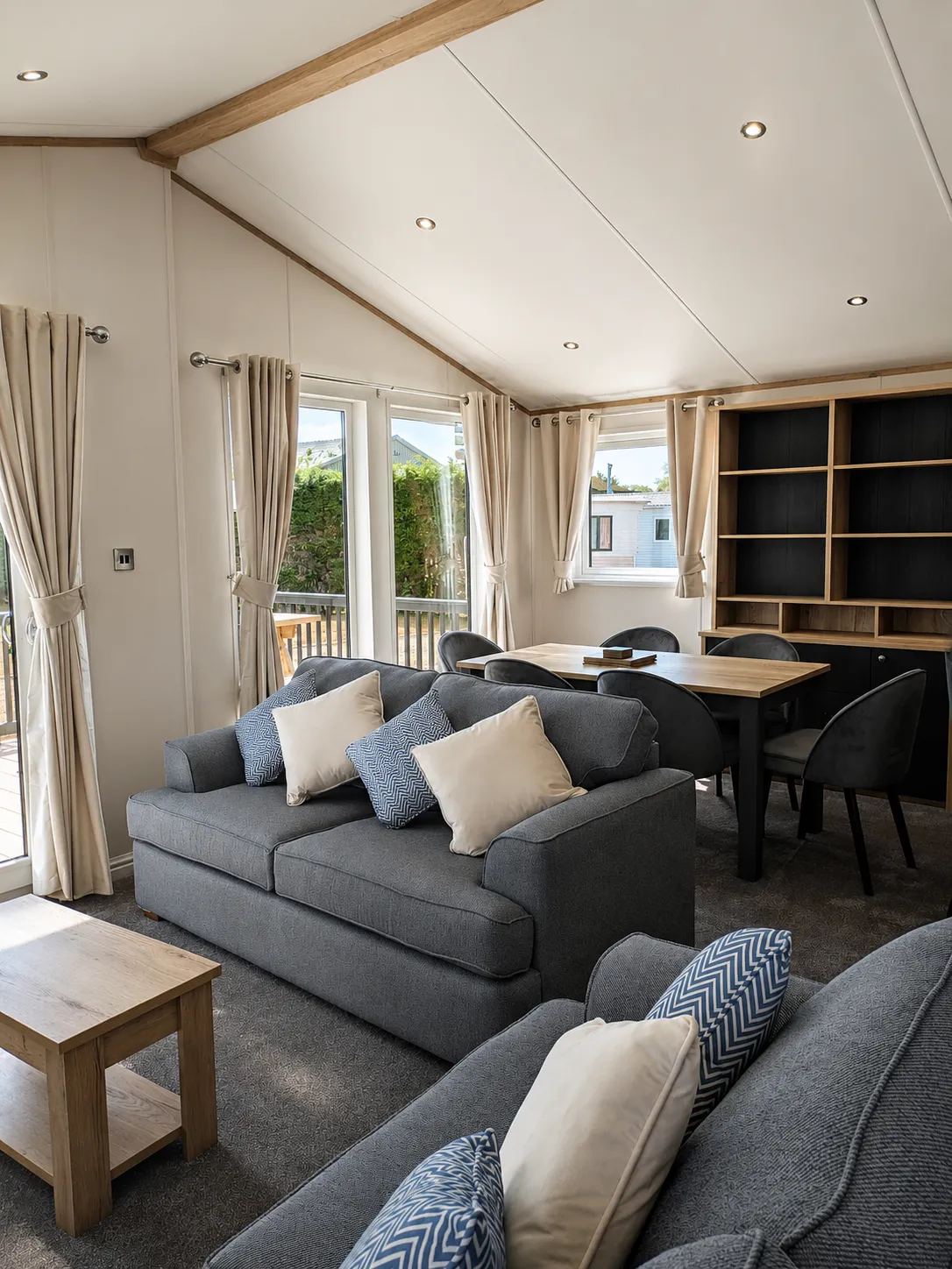NS Platinum Lodge sleeps 6 1.png