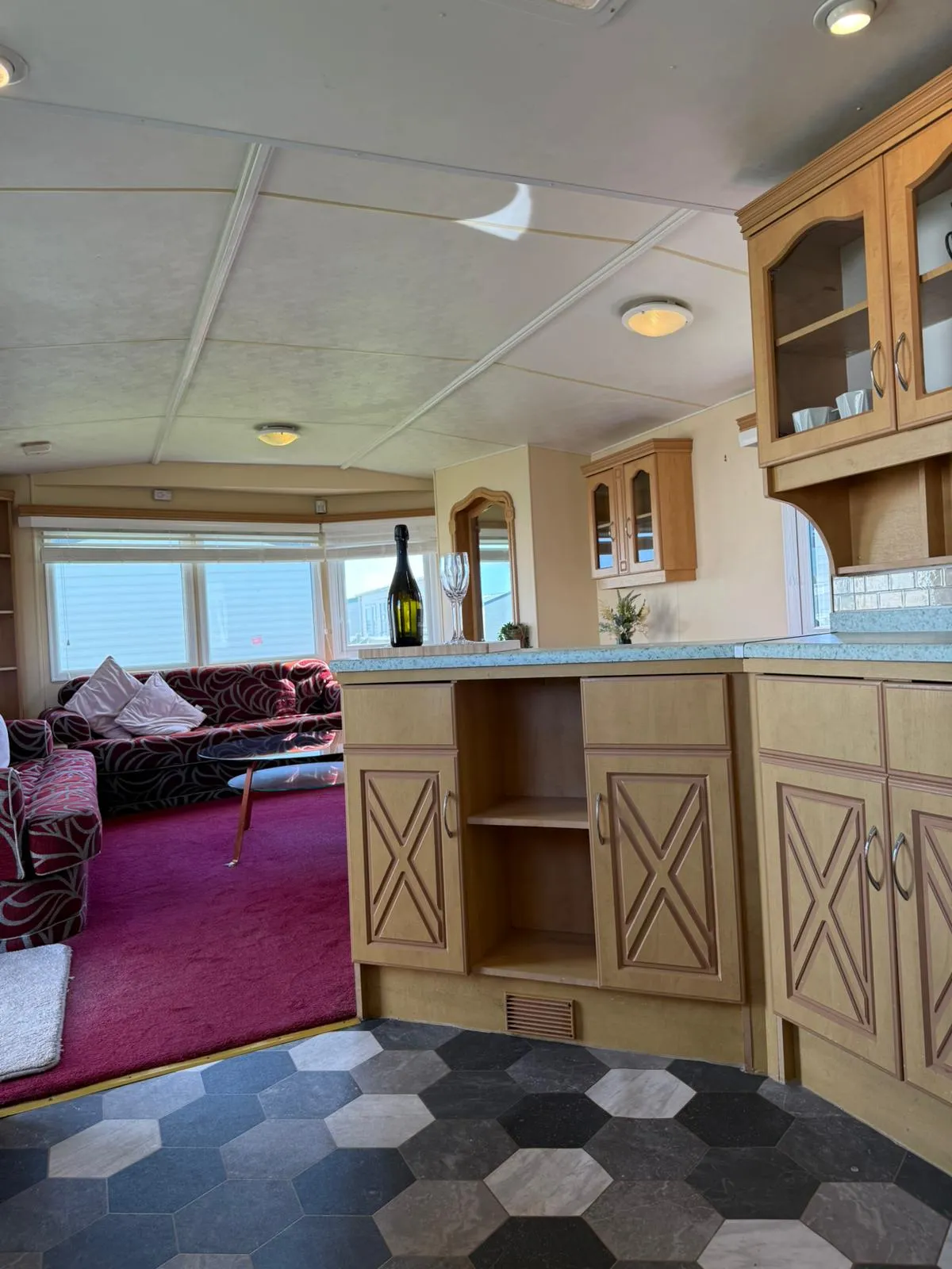 Lounge/Kitchen