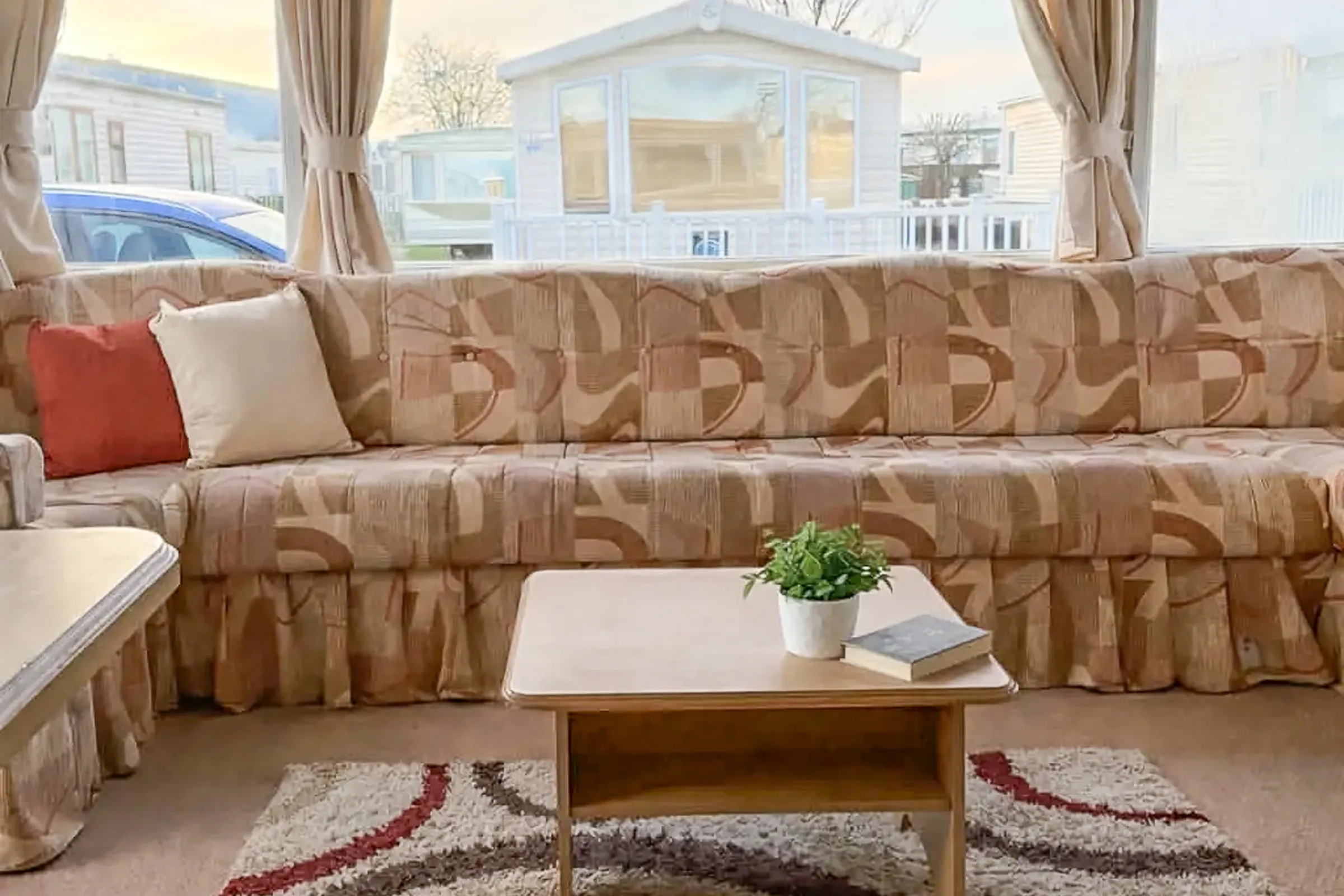 Coastfields 2000 Cosalt Torino Plus spacious living area with fixed seating