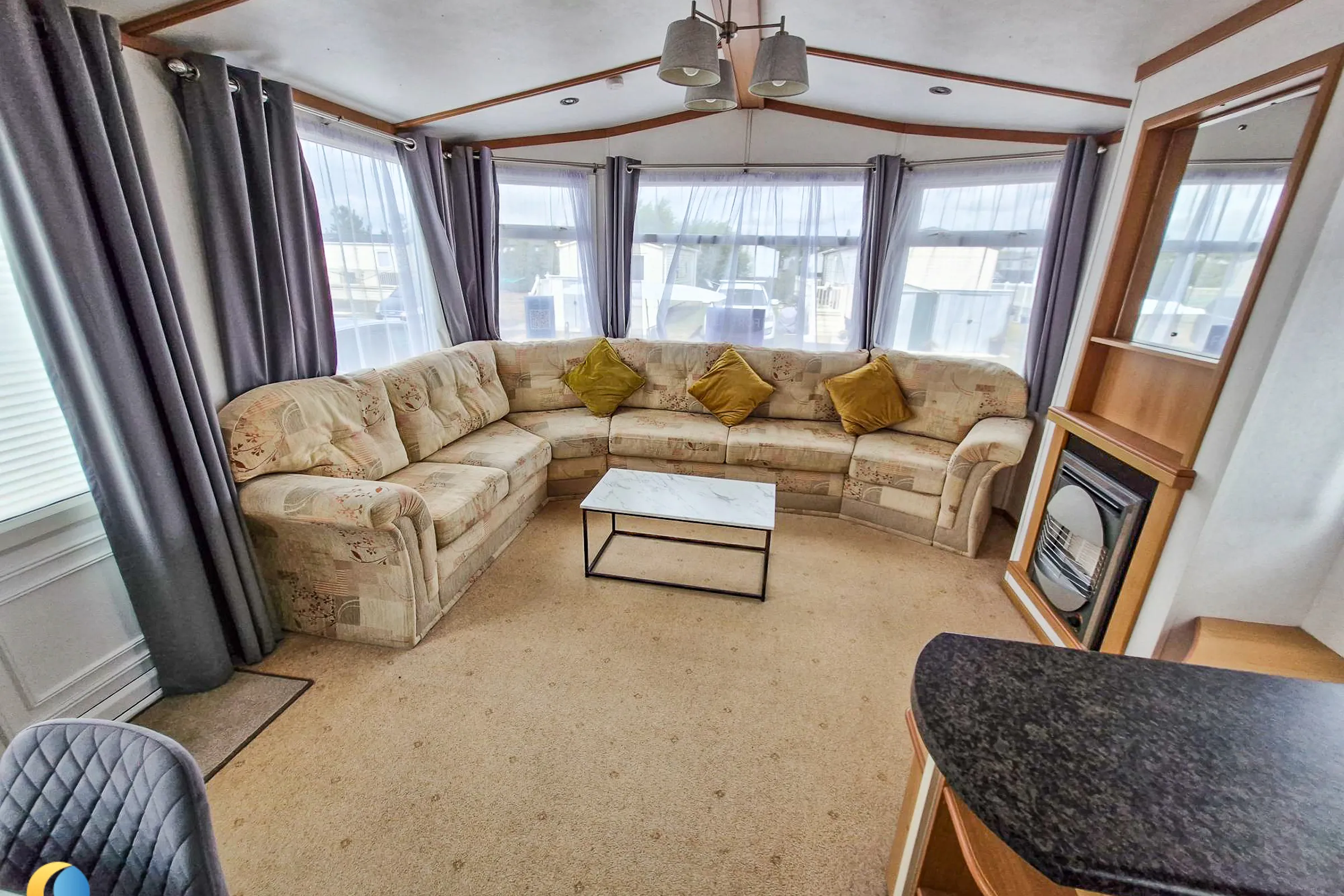 Coastfields 2007 Carnaby Dovedale spacious lounge with wraparound seating