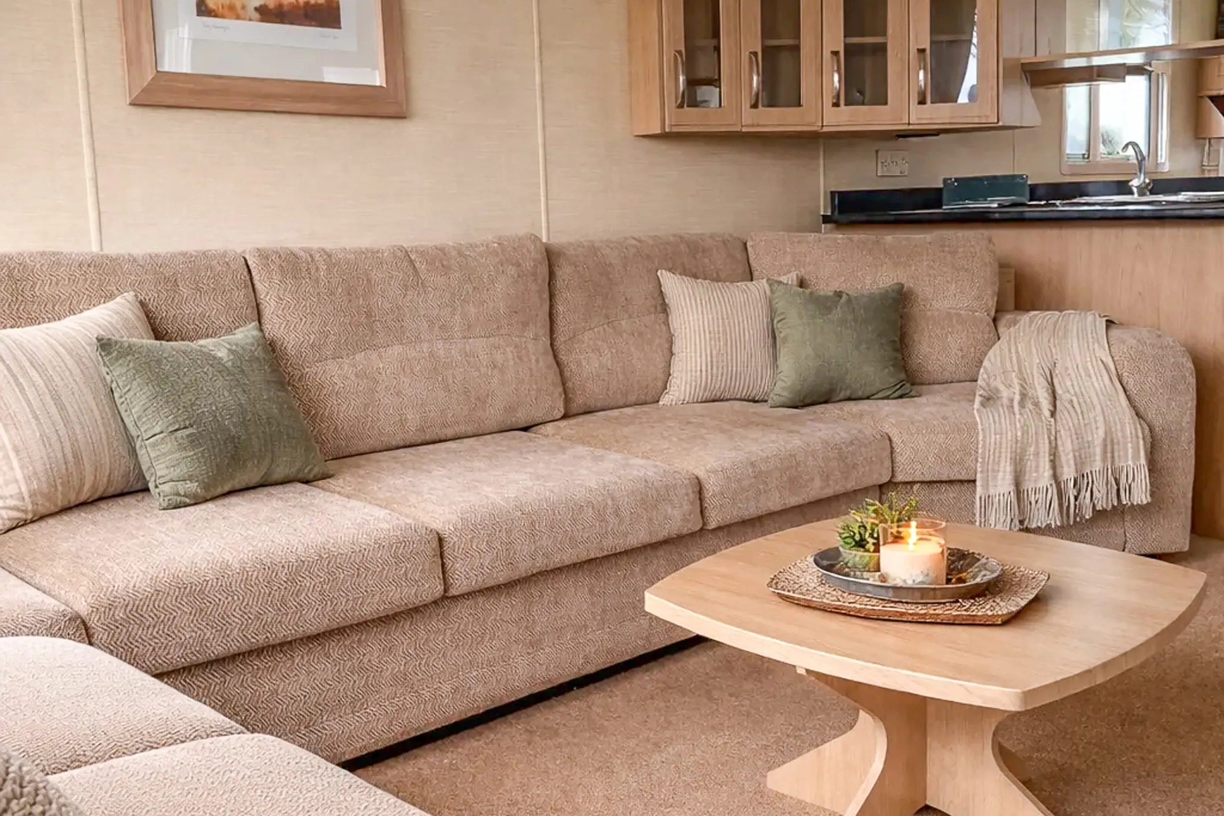Coastfields 2009 Willerby Granada spacious lounge with wraparound seating