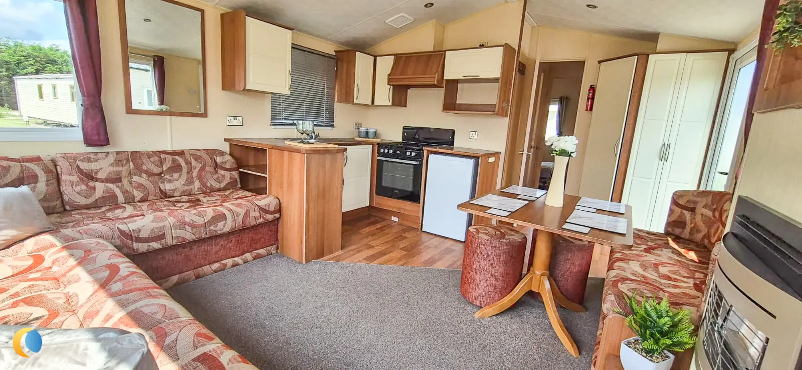 Coastfields 2012 Willerby Rio Gold open-plan lounge and kitchen
