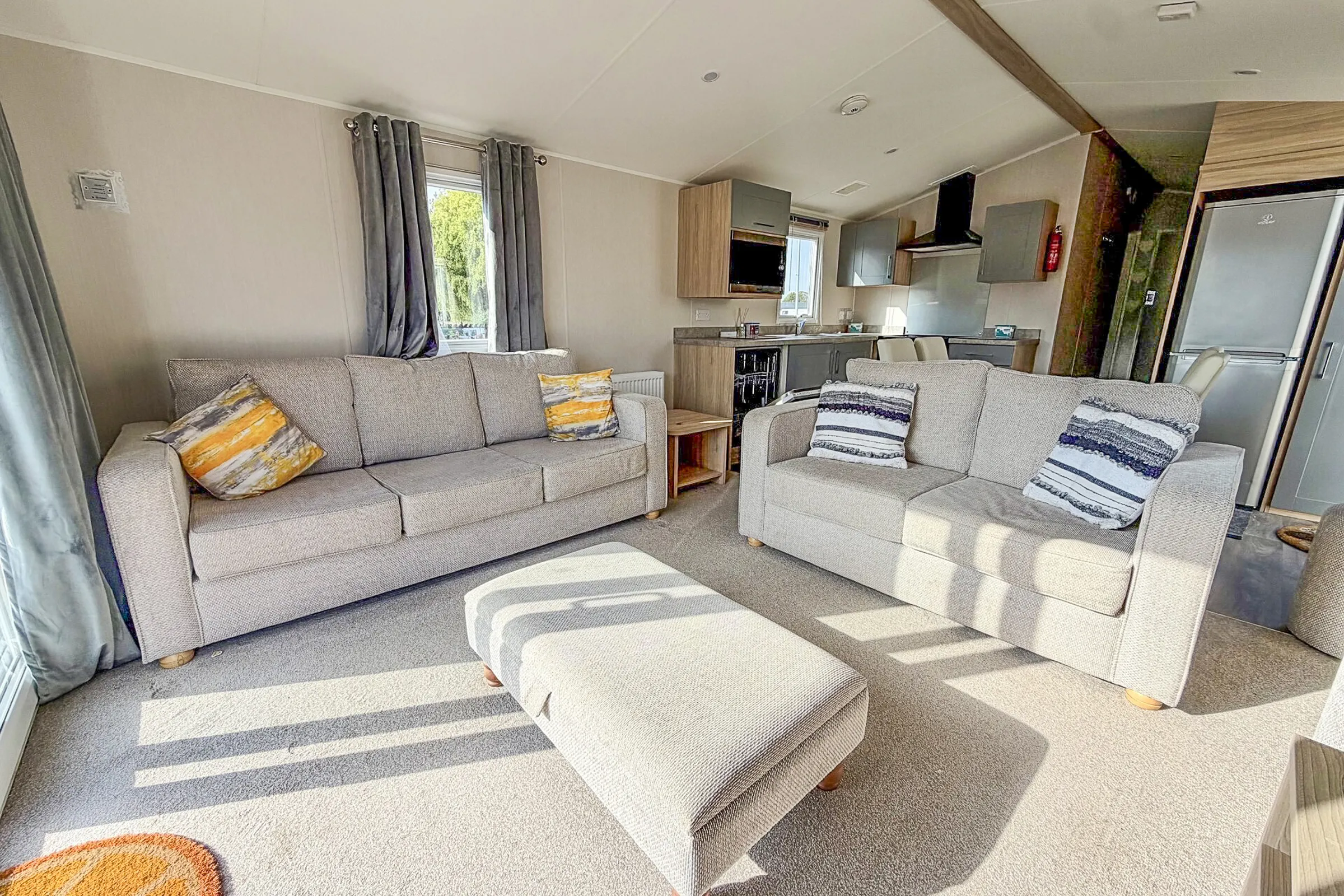 2022 Willerby Malton Coastfields lounge and dining area