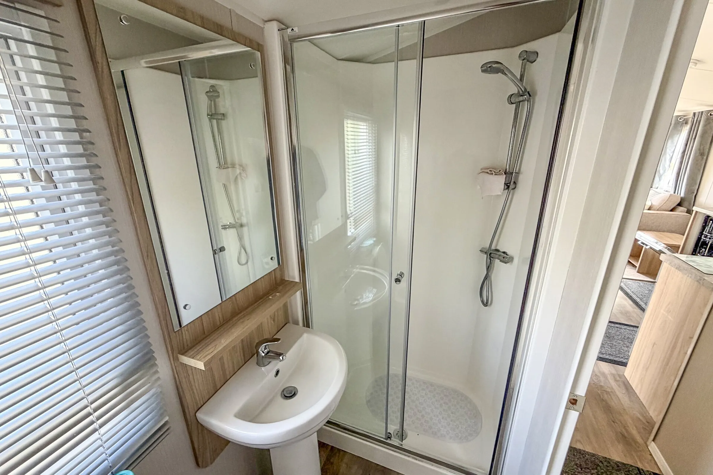 2022 Willerby Malton Coastfields shower room