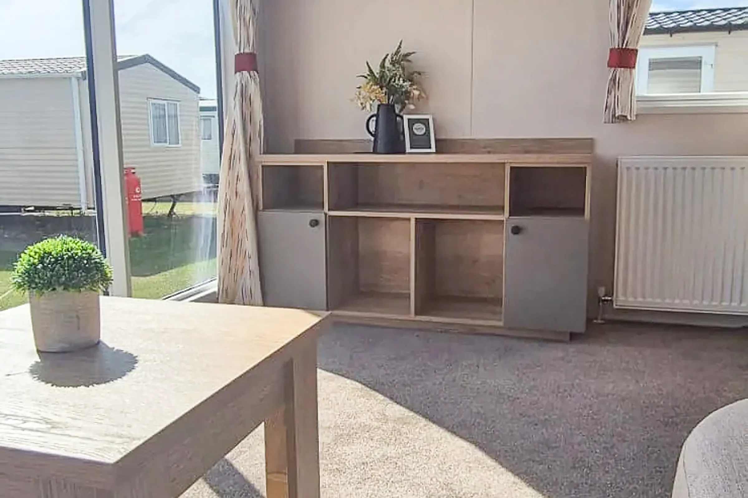 Coastfields 2025 Willerby Rio Gold open-plan living area with dining space