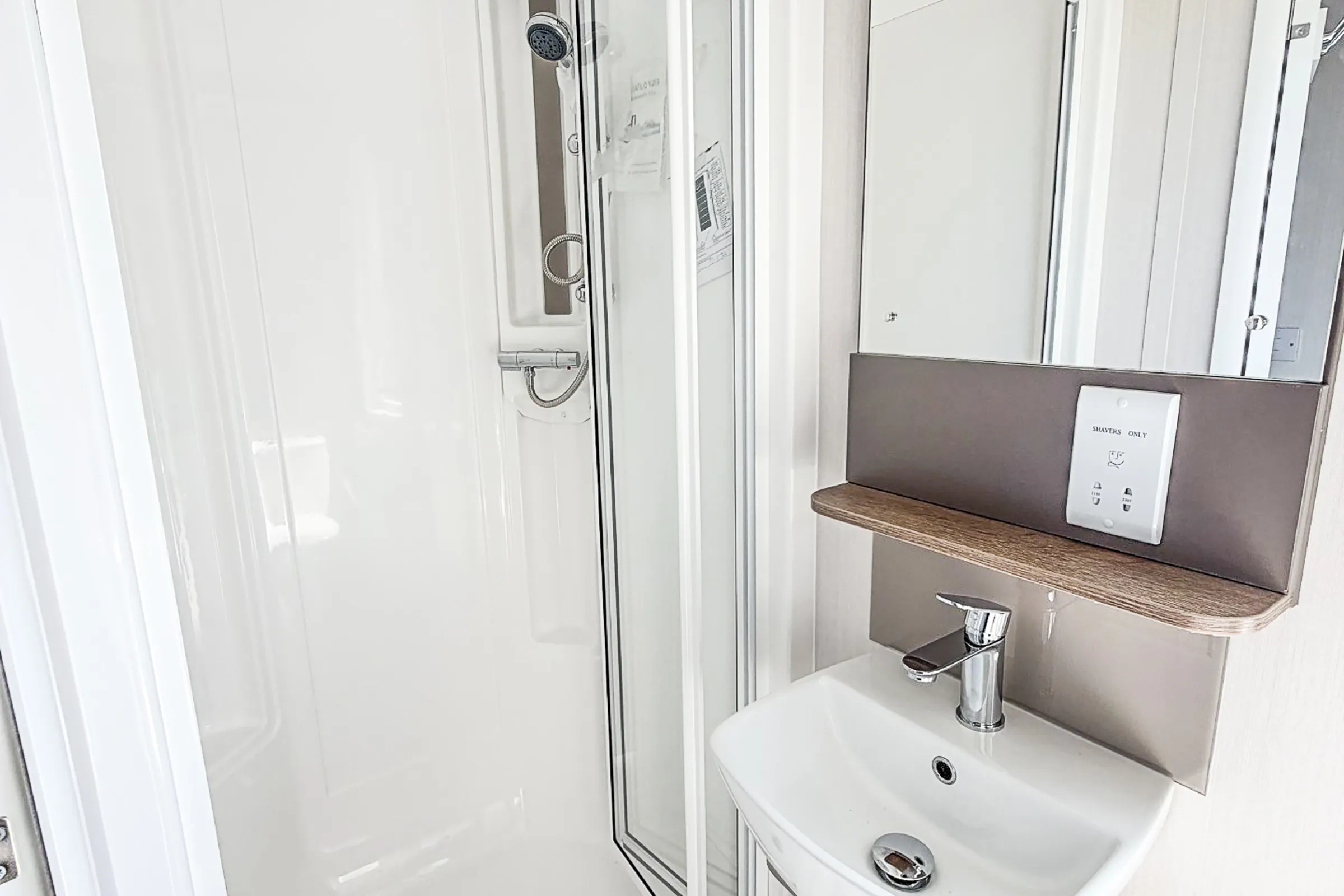 coastfields 2026 swift morlaix master bathroom