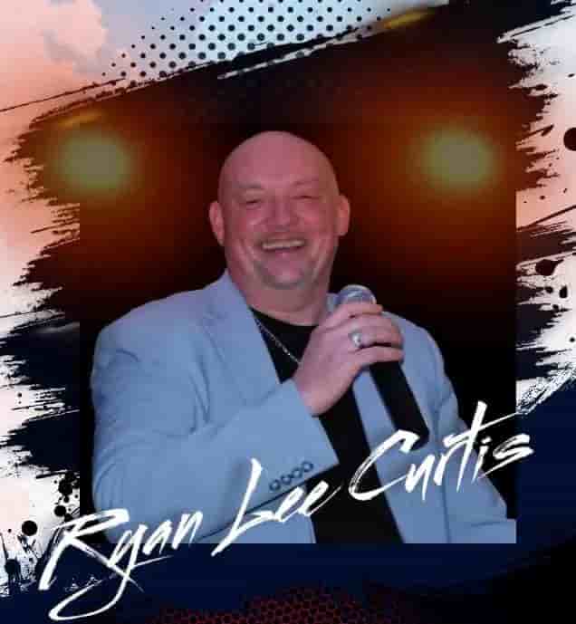 Ryan Lee Curtis