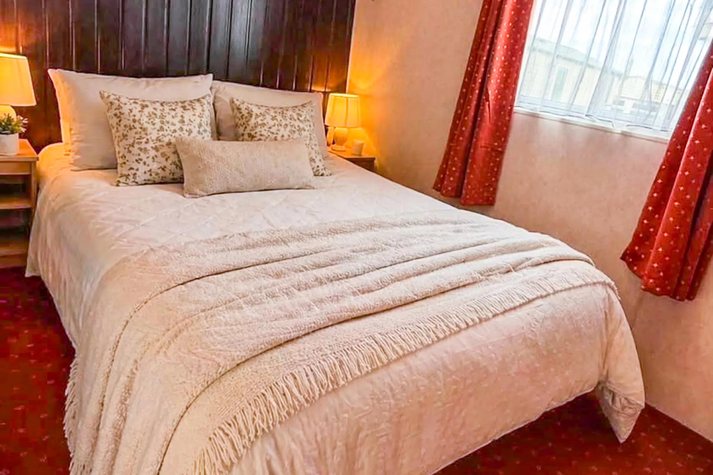 2002 ABI Lincolnshire Master Bedroom