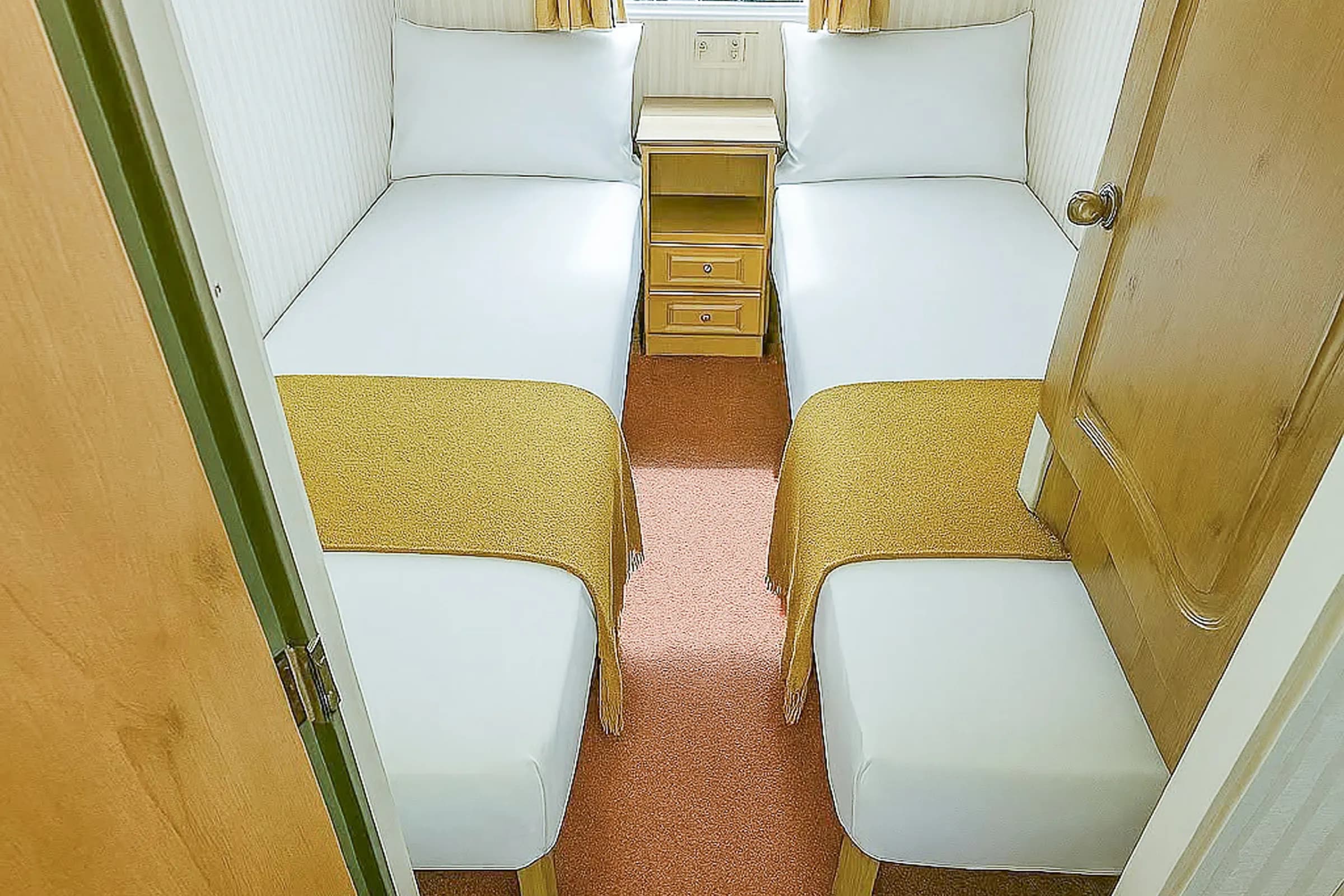 2002 ABI Lincolnshire twin bedroom