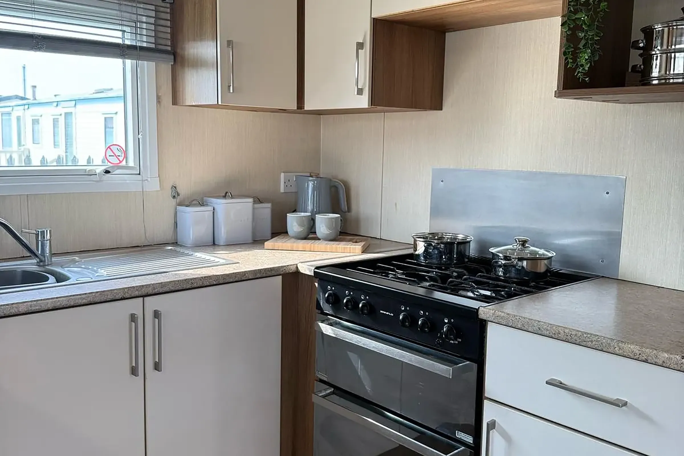 2017 ABI Summerbreeze Kitchen