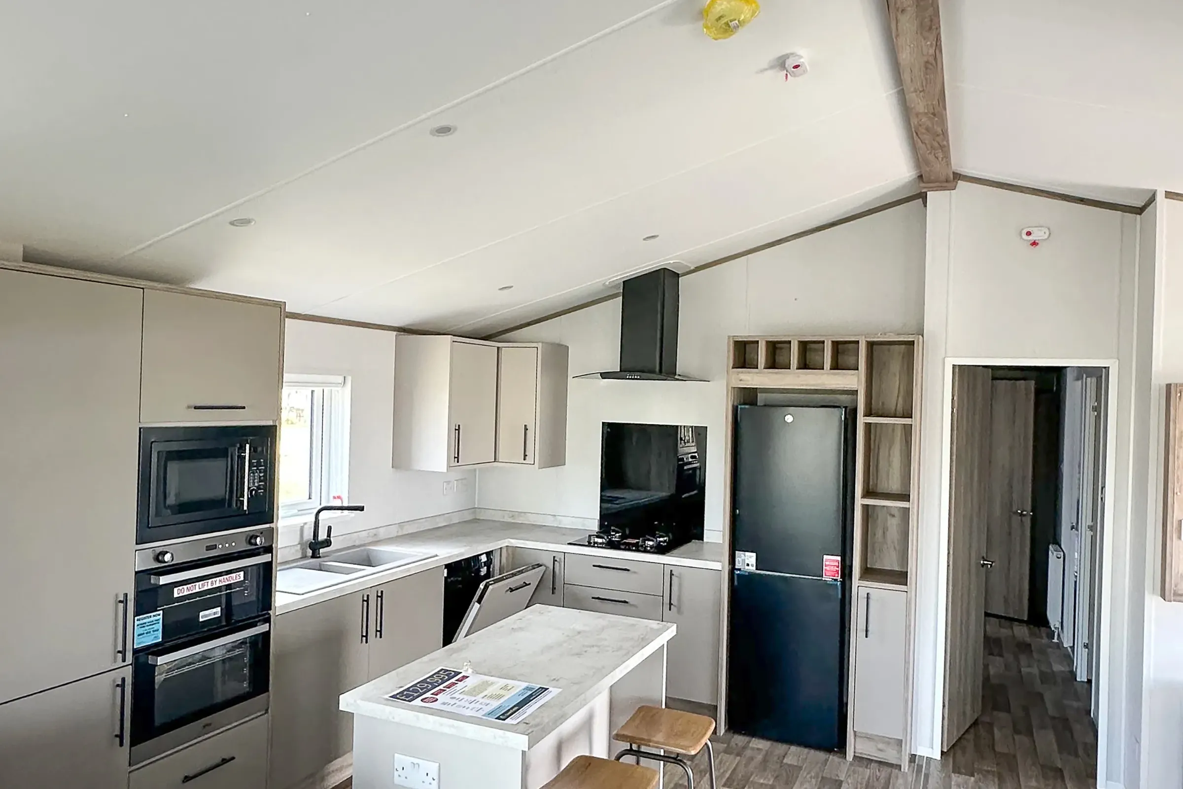 2025 Willerby Mapleton Contemporary Kitchen