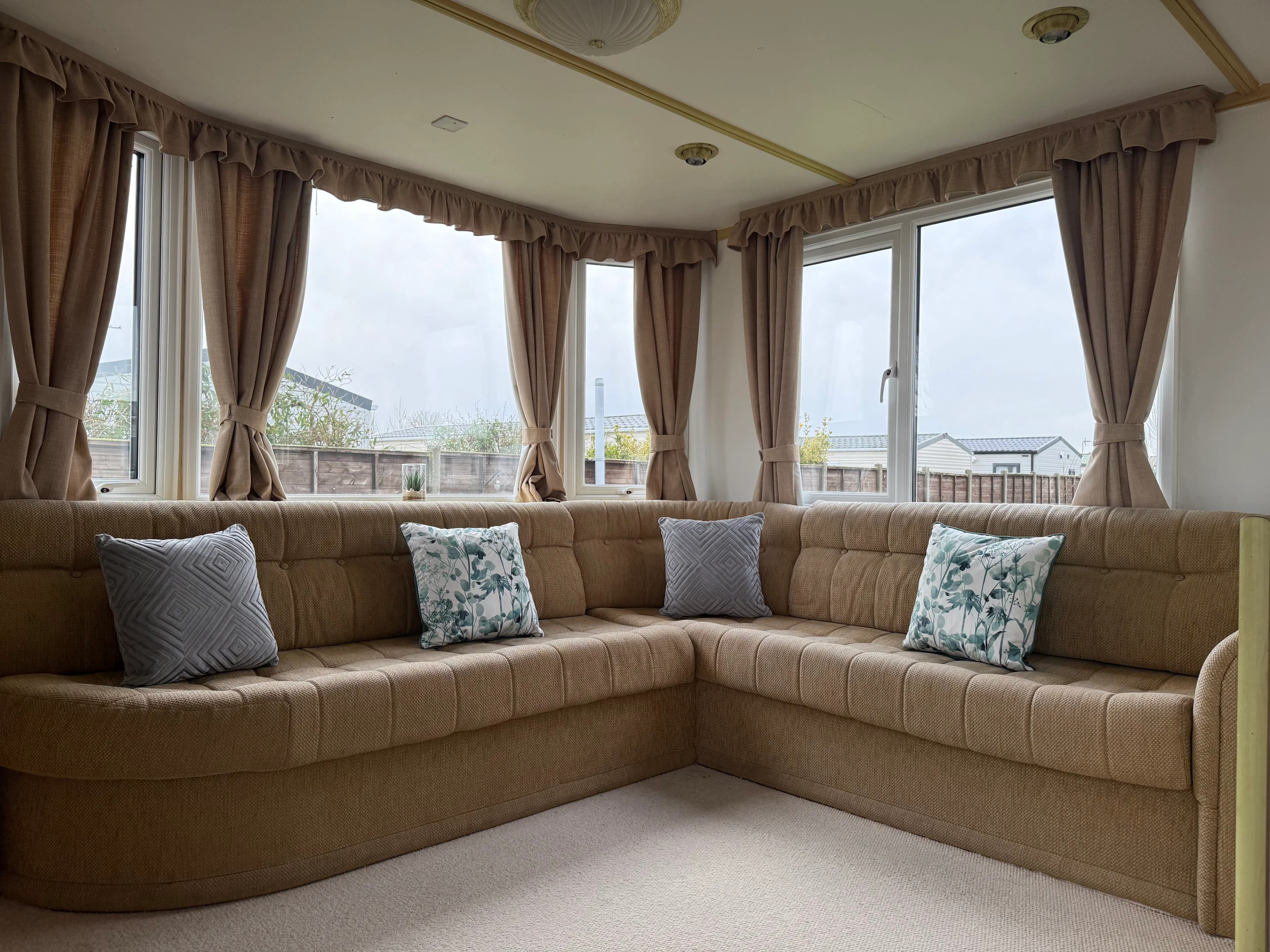 Carnaby Belvedere - U590 - 2004 - 32 x12 3 Bed Lounge