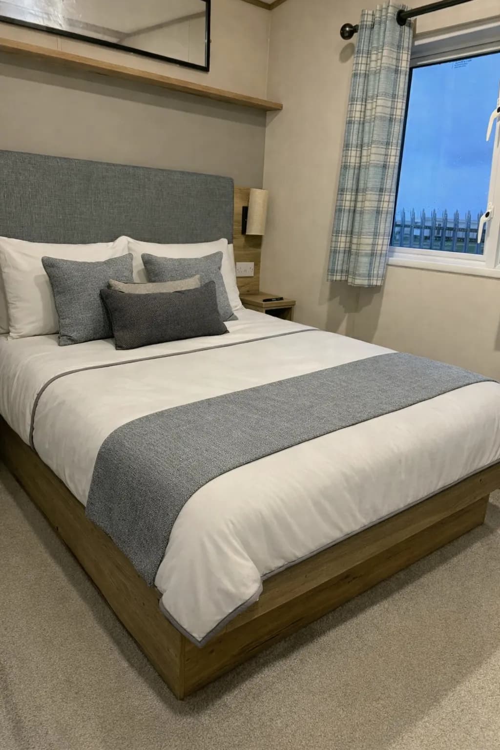 Main bed 