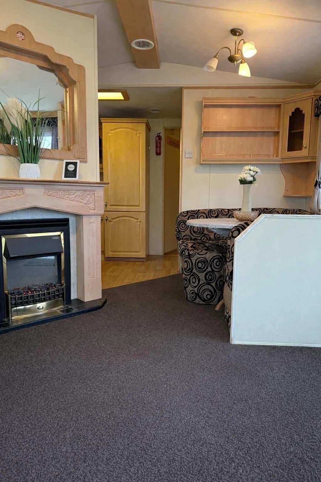 Lounge 2 