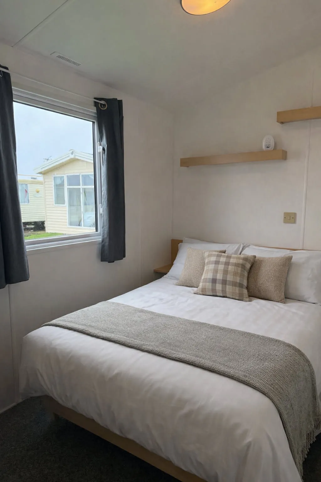 Main bed 