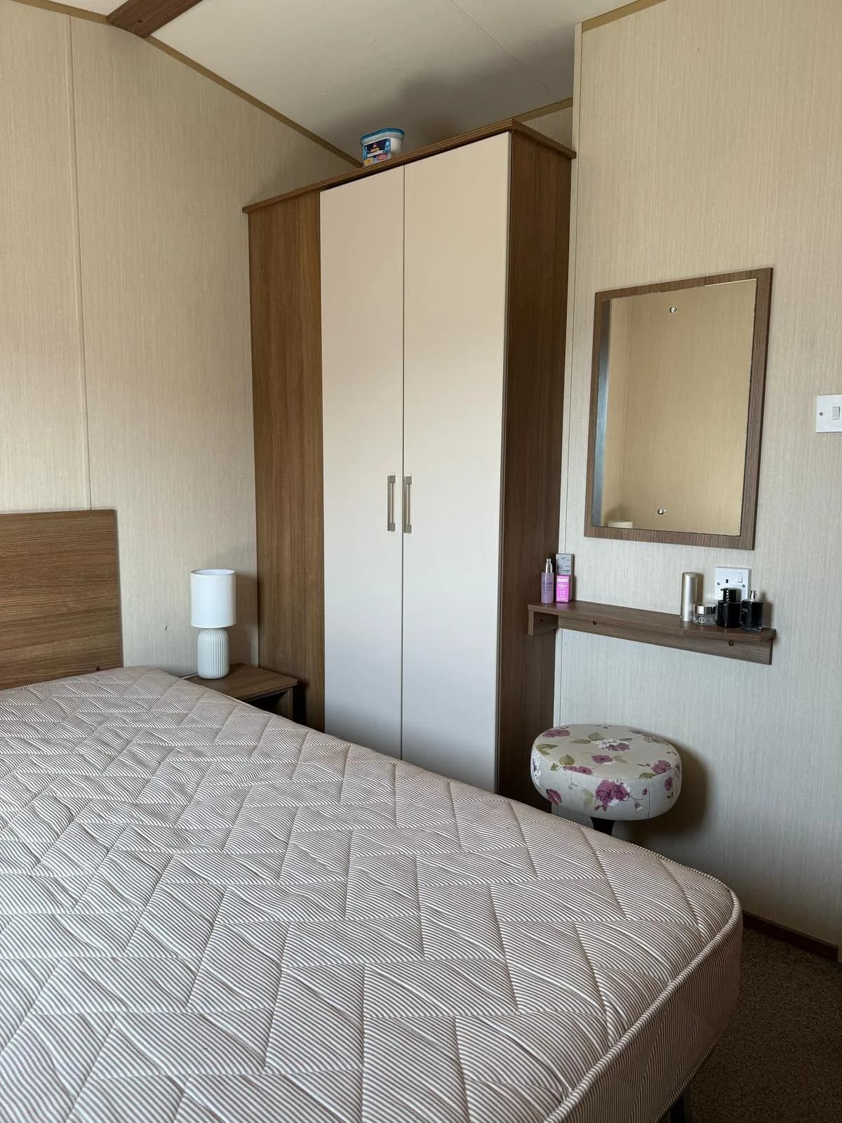 Main bed 