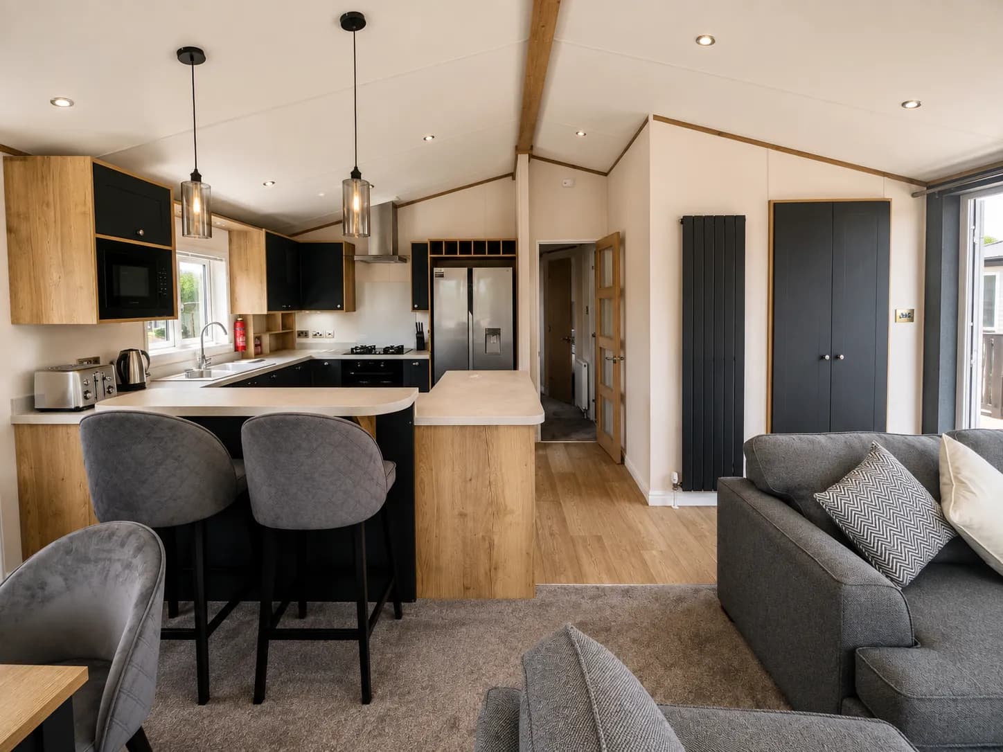 NS Platinum Lodge sleeps 6 3.png