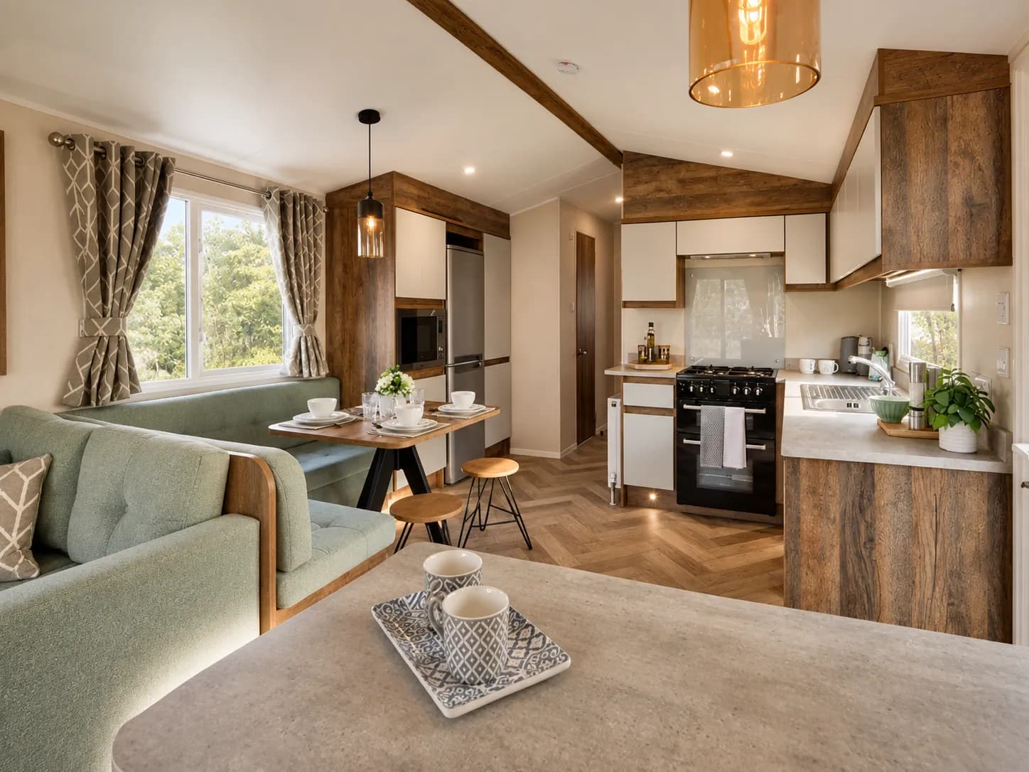 Platinum 6 Caravan (LP24616)_grange_1