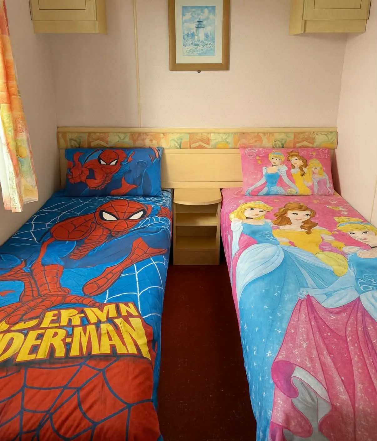 Twin room 