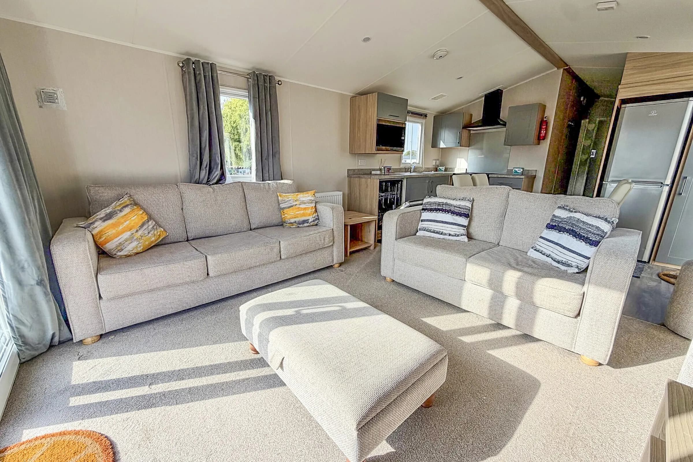2022 Willerby Malton Coastfields lounge and dining area