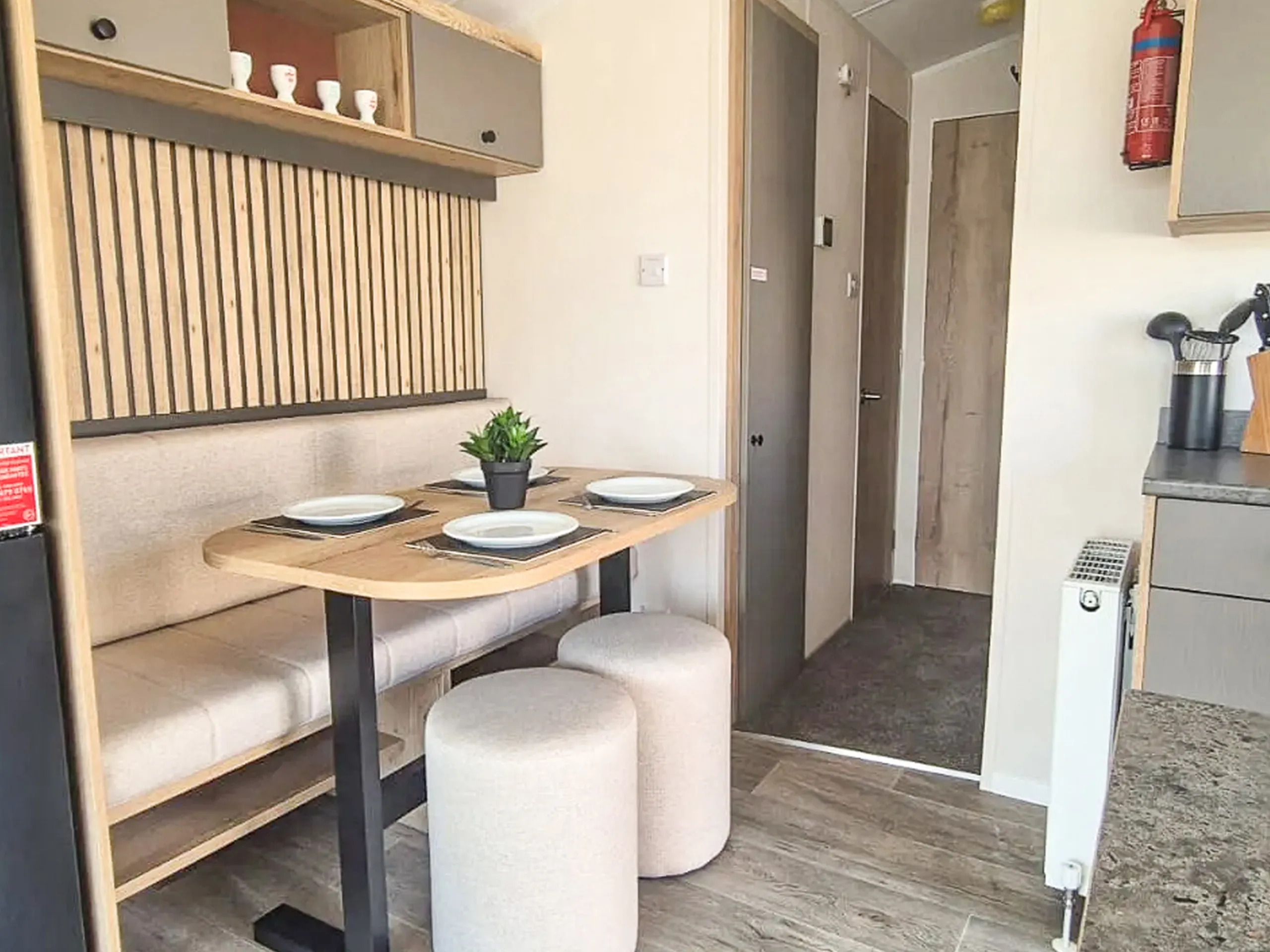 Coastfields 2025 Willerby Rio Gold open-plan kitchen and dining area