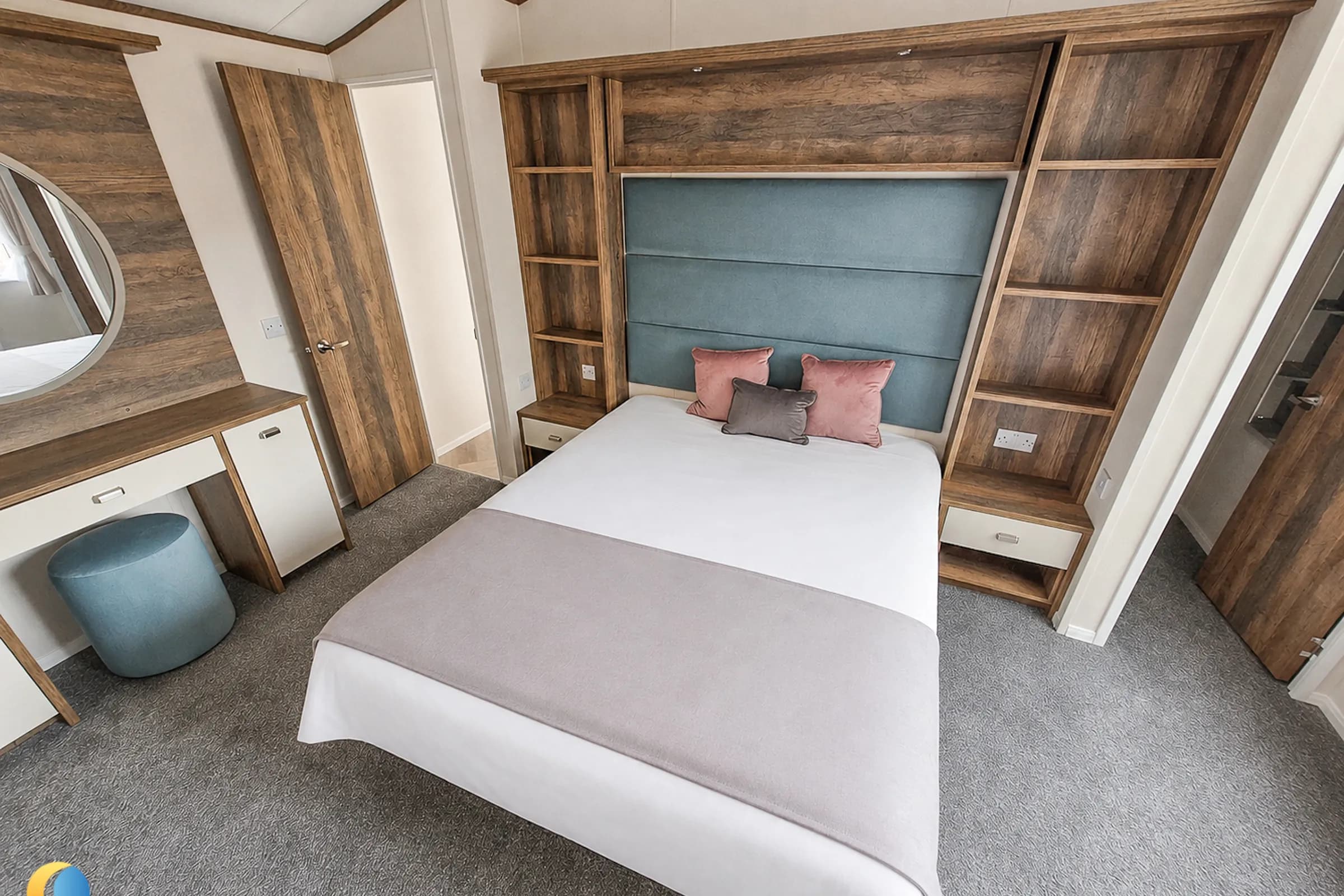 Coastfields 2025 Willerby Sheraton Elite main bedroom with king-size bed