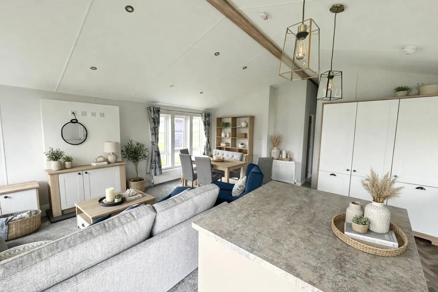 Open-plan living and dining area in the 2026 Willerby Pinehurst Lodge