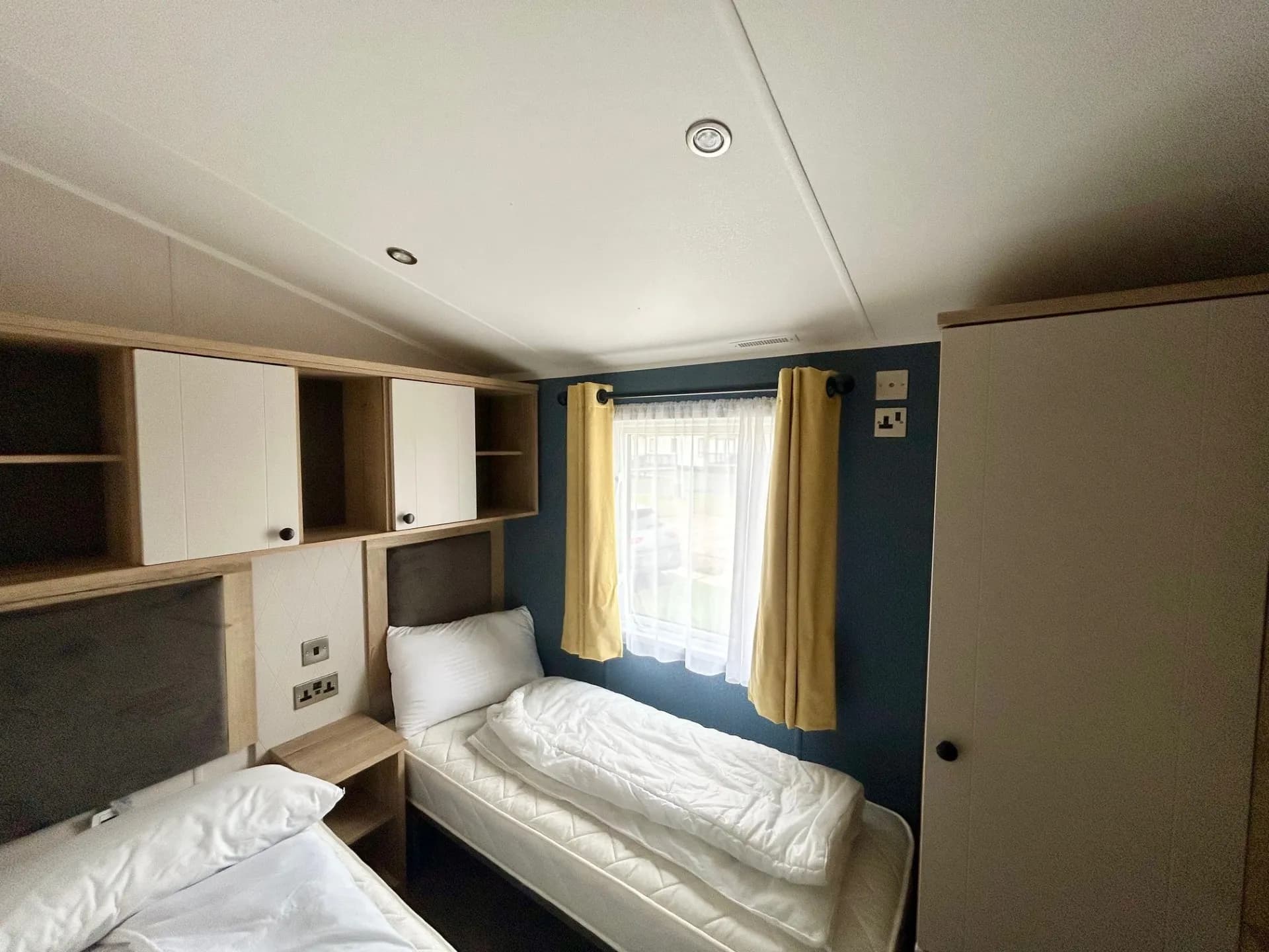 Twin bedroom with USB sockets in the 2023 Willerby Gainsborough