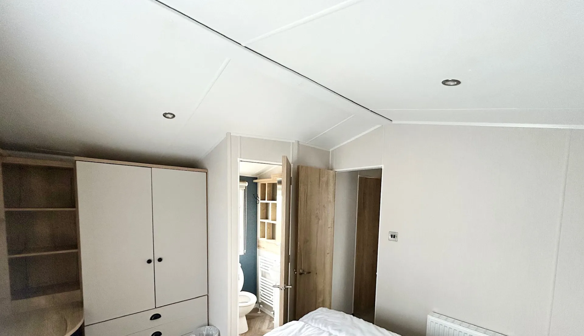 King-size master bedroom with en-suite in the 2023 Willerby Gainsborough