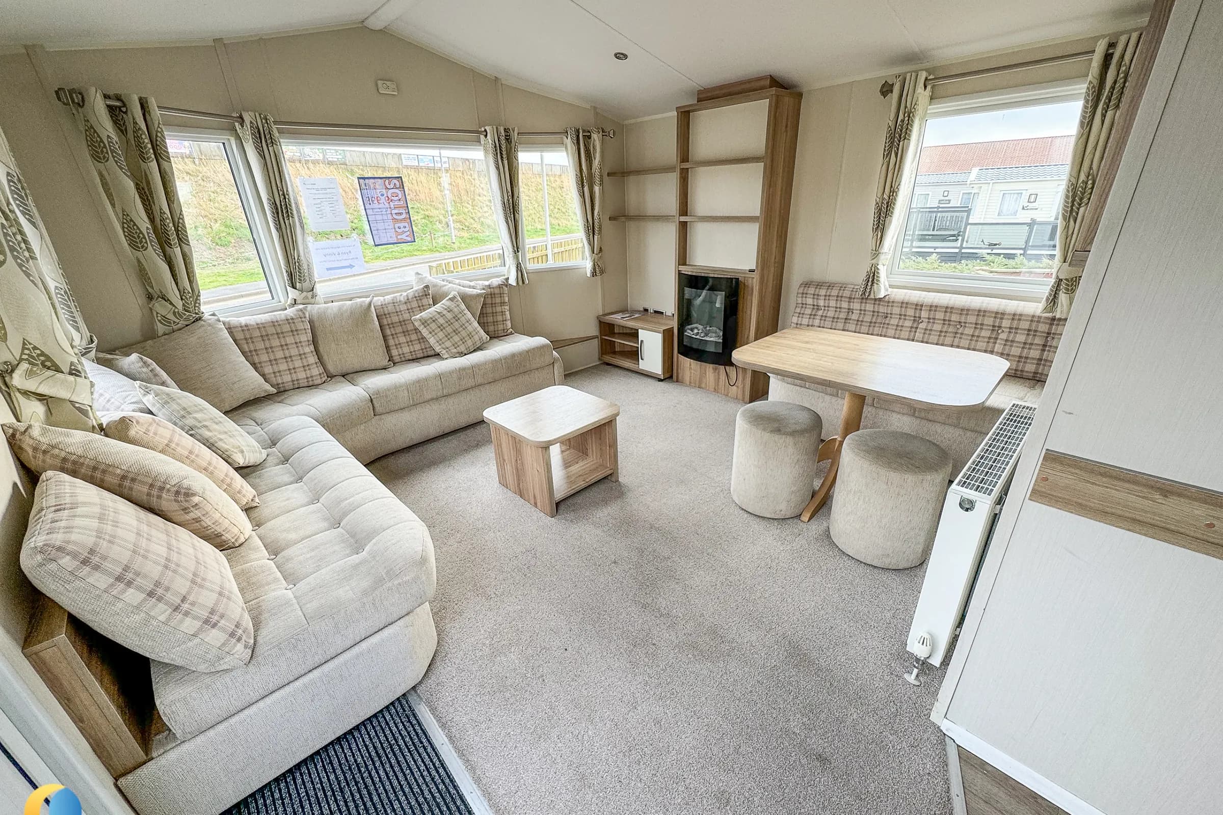 2015 Willerby Rio Premier Open-Plan Lounge
