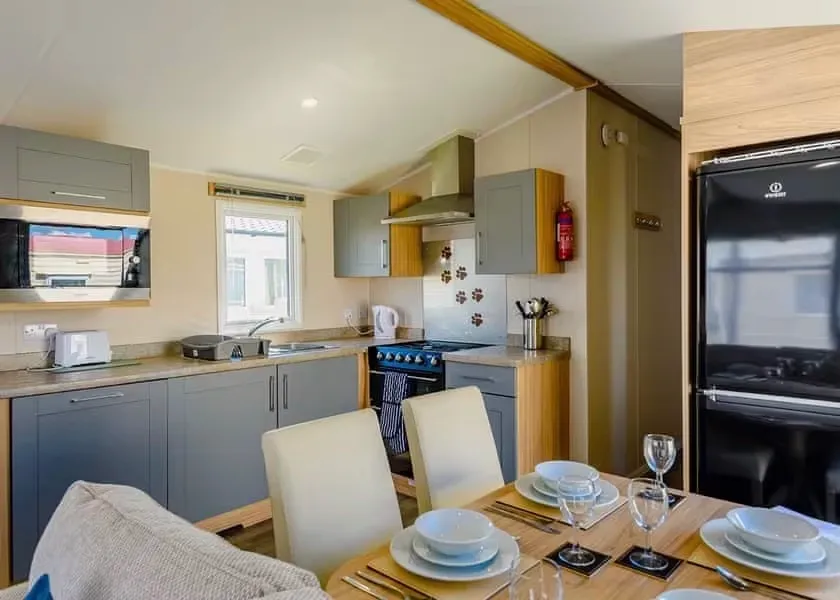 Coastfields Holiday Village -Luckie the Lion Van-dining-kitchen 1