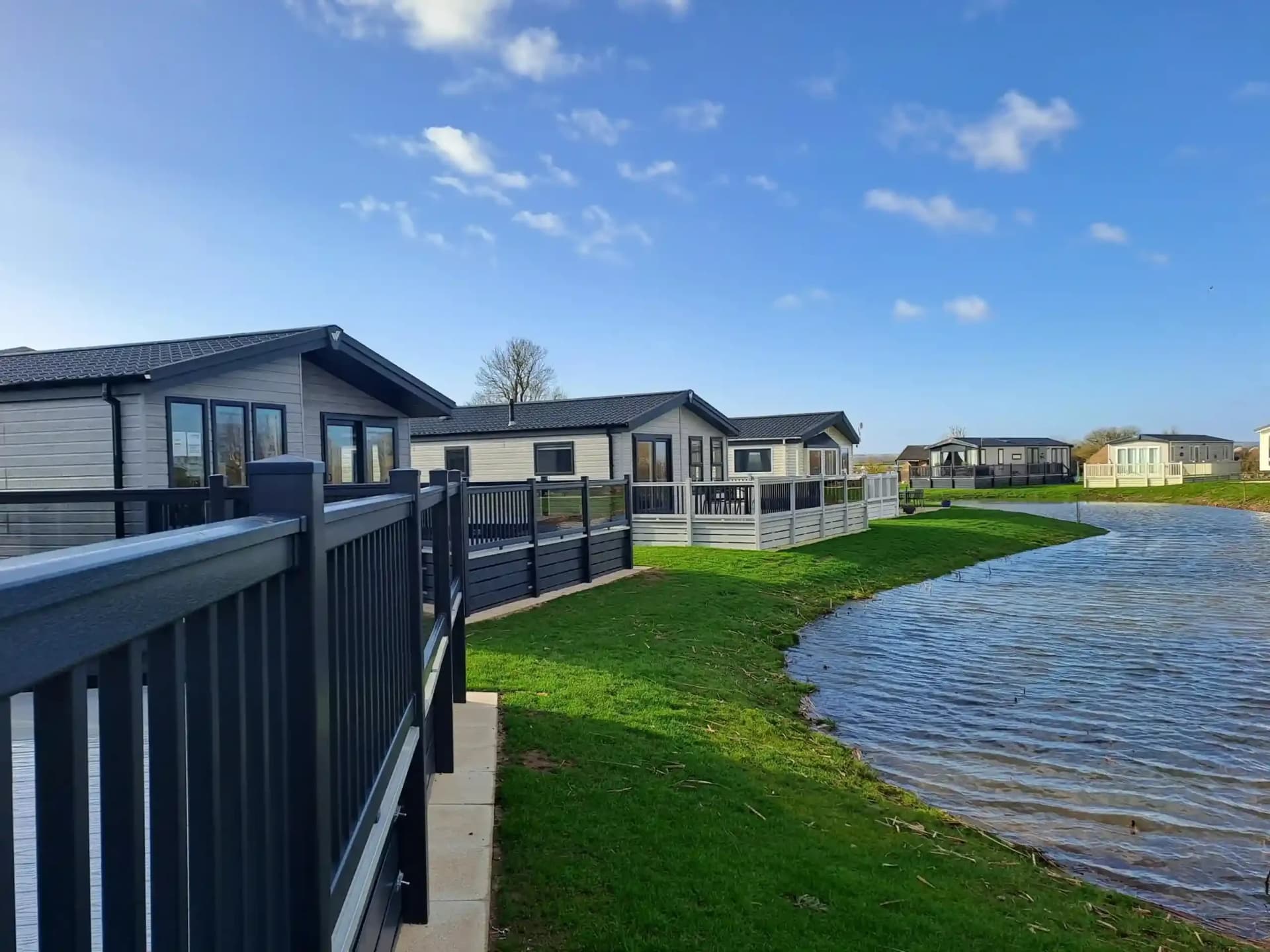 Helsey Farm Park-Platinum Lodge-Coastfields Signature Collection-Lake View