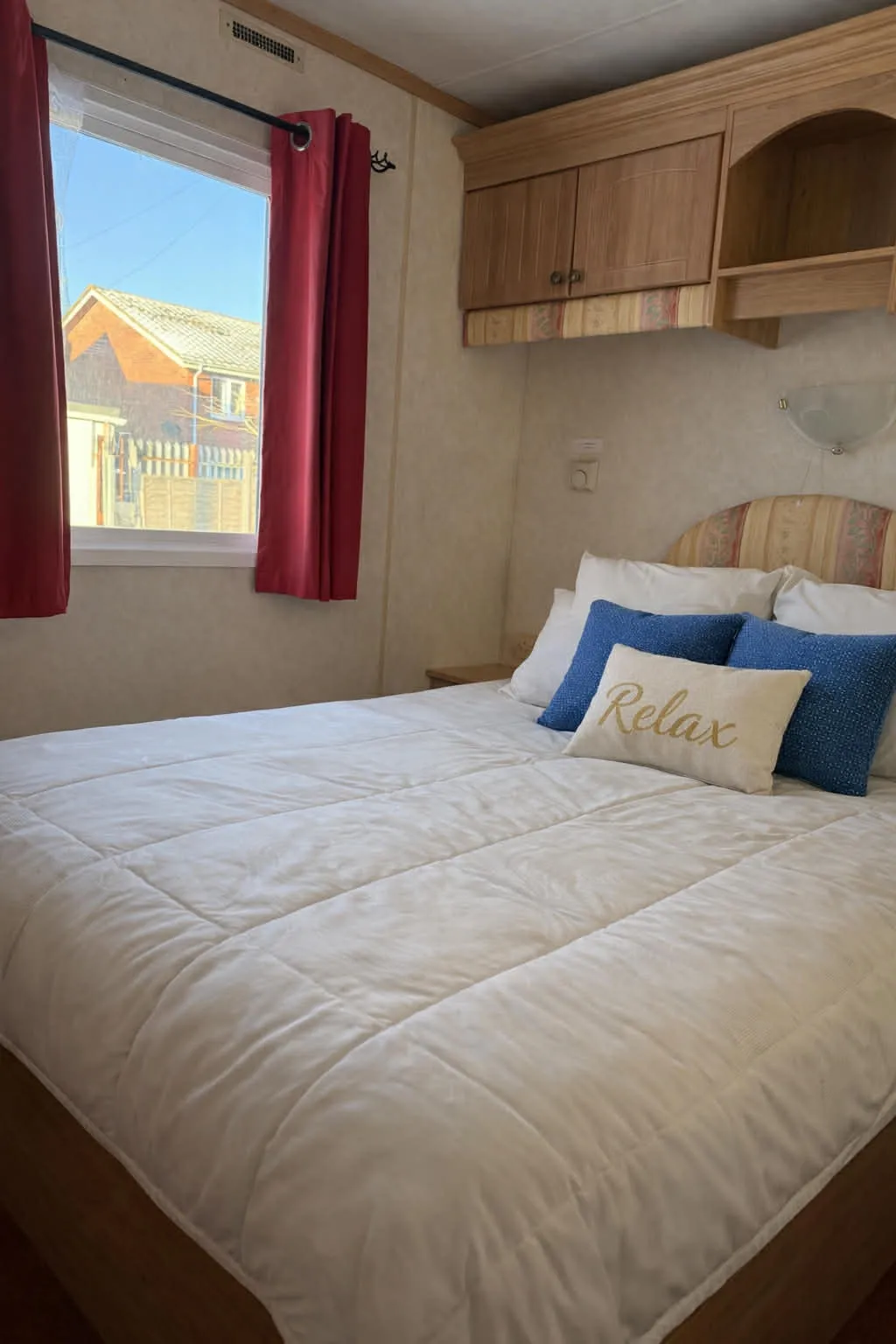 Main bed