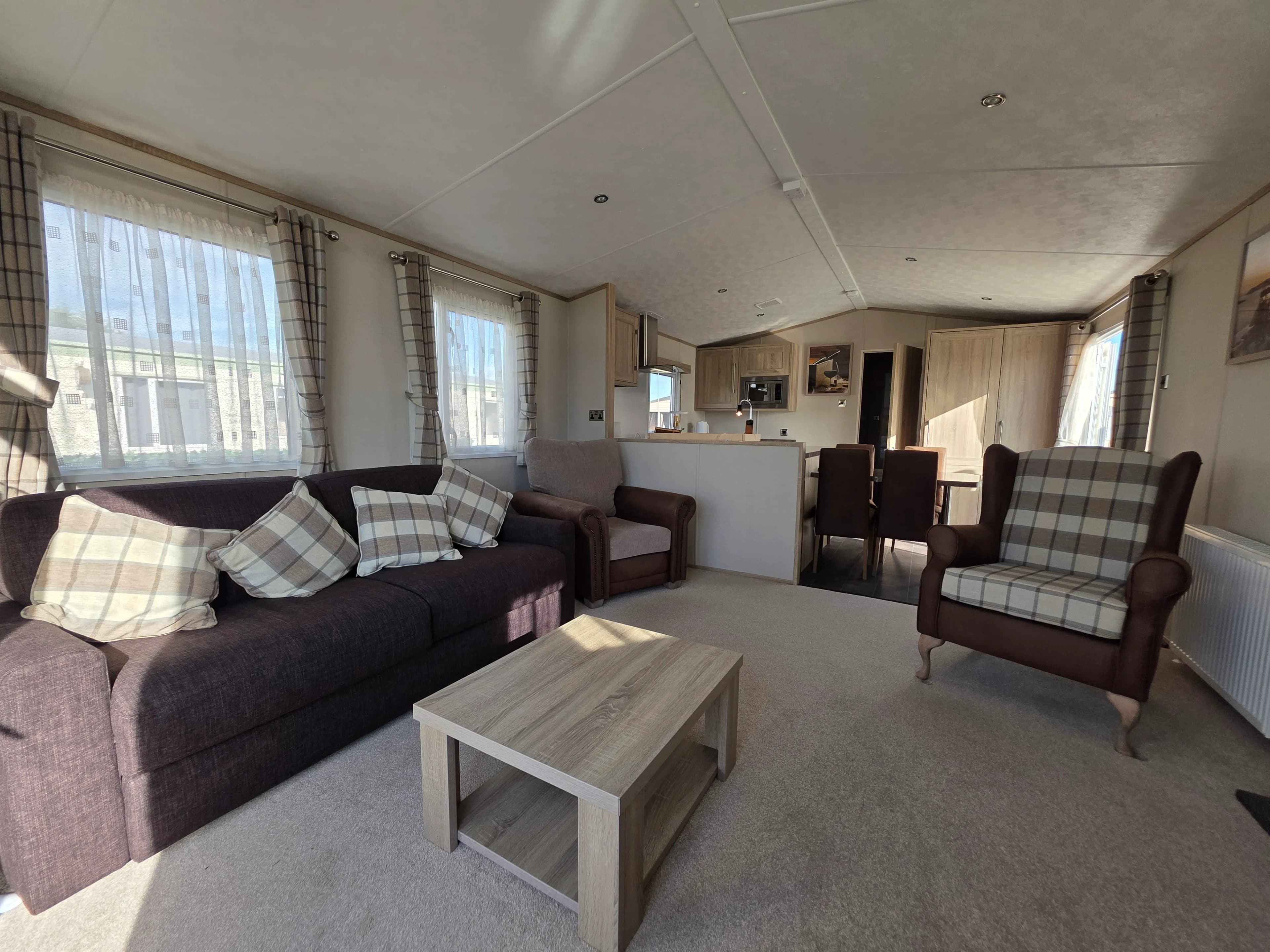 Platinum Caravan 4+