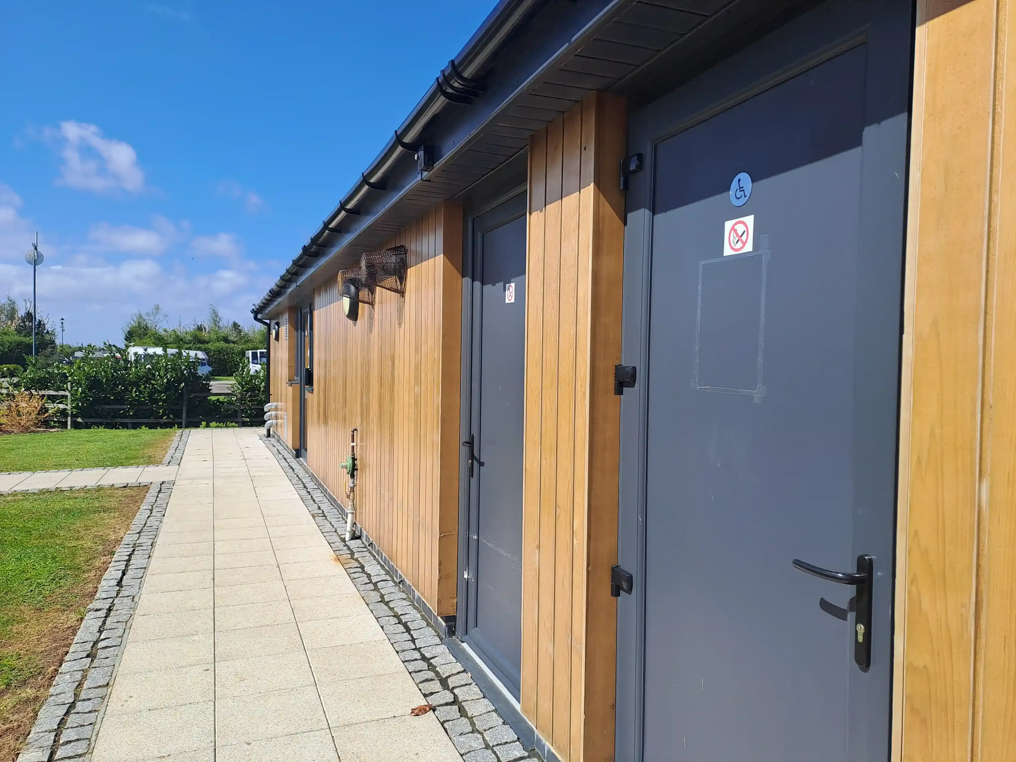 Touring Pitches_Skegness Fields-Touring-Seasonal Pitches-Super Pitches-Hard Standing-toilet-shower-block 1_Skegness Fields