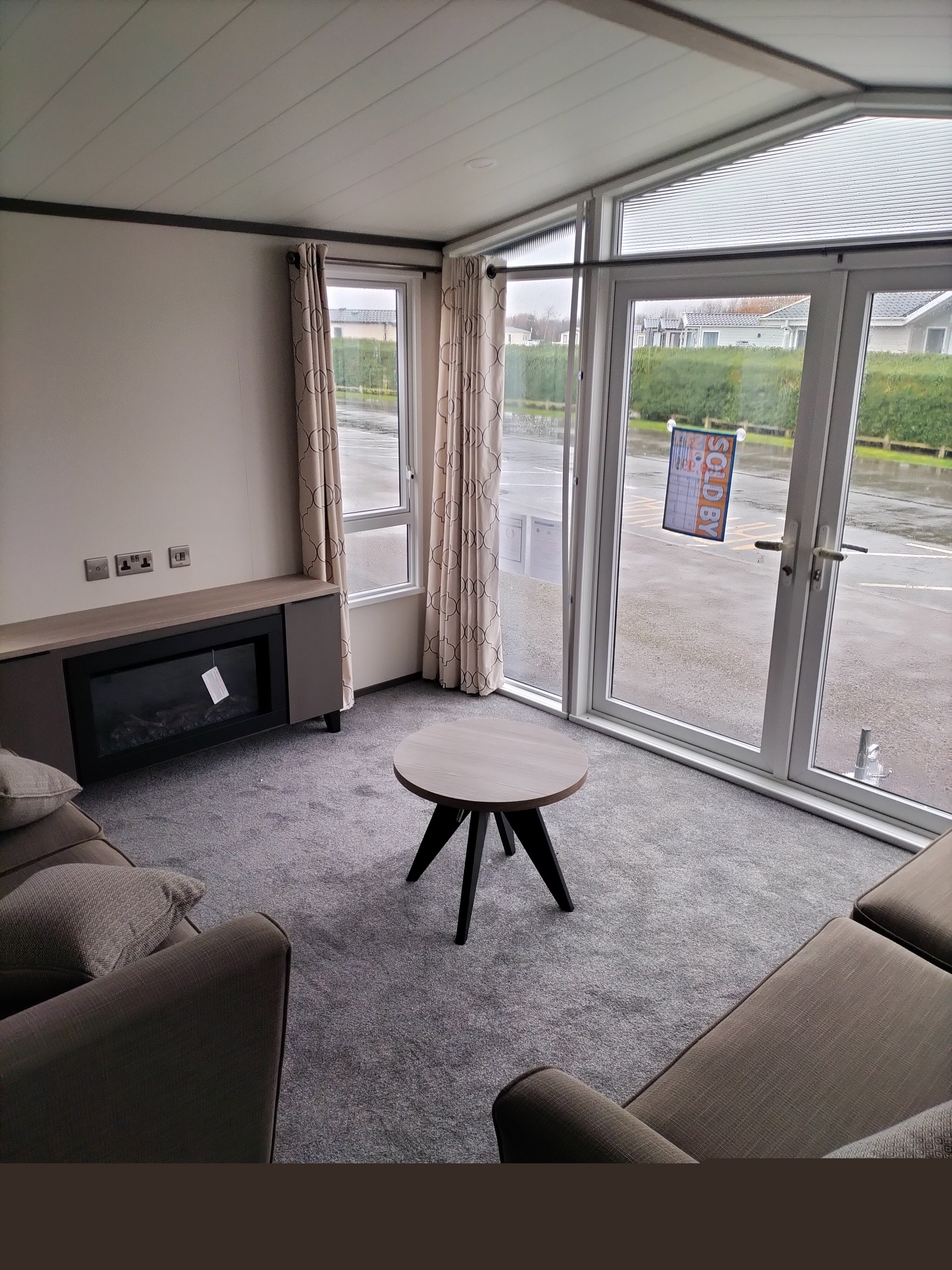 Victory Lakewood 2023 42X13 2 Bed