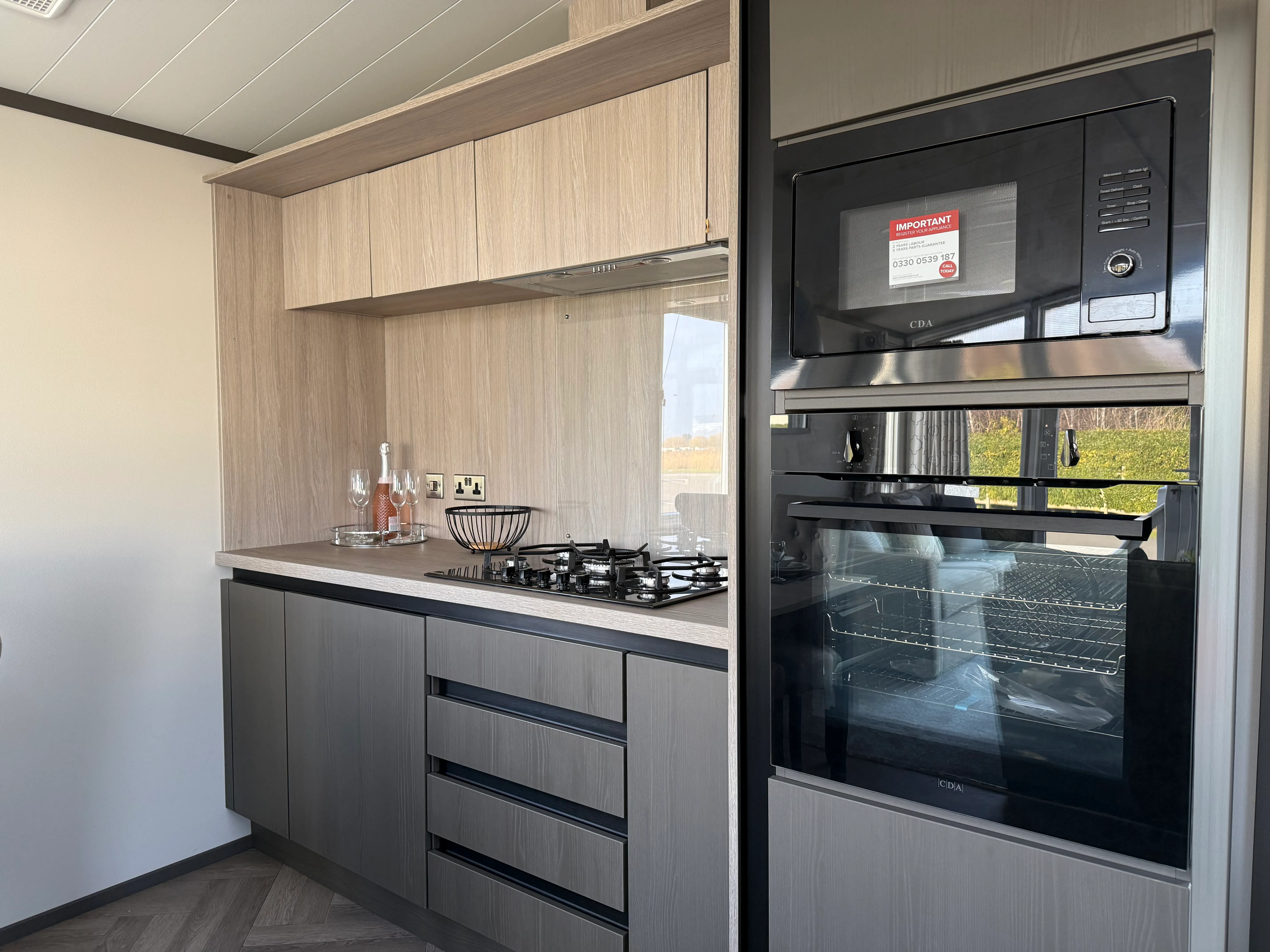 Victory Lakewood Lodge - U2455 - 2023 - 42x13x2