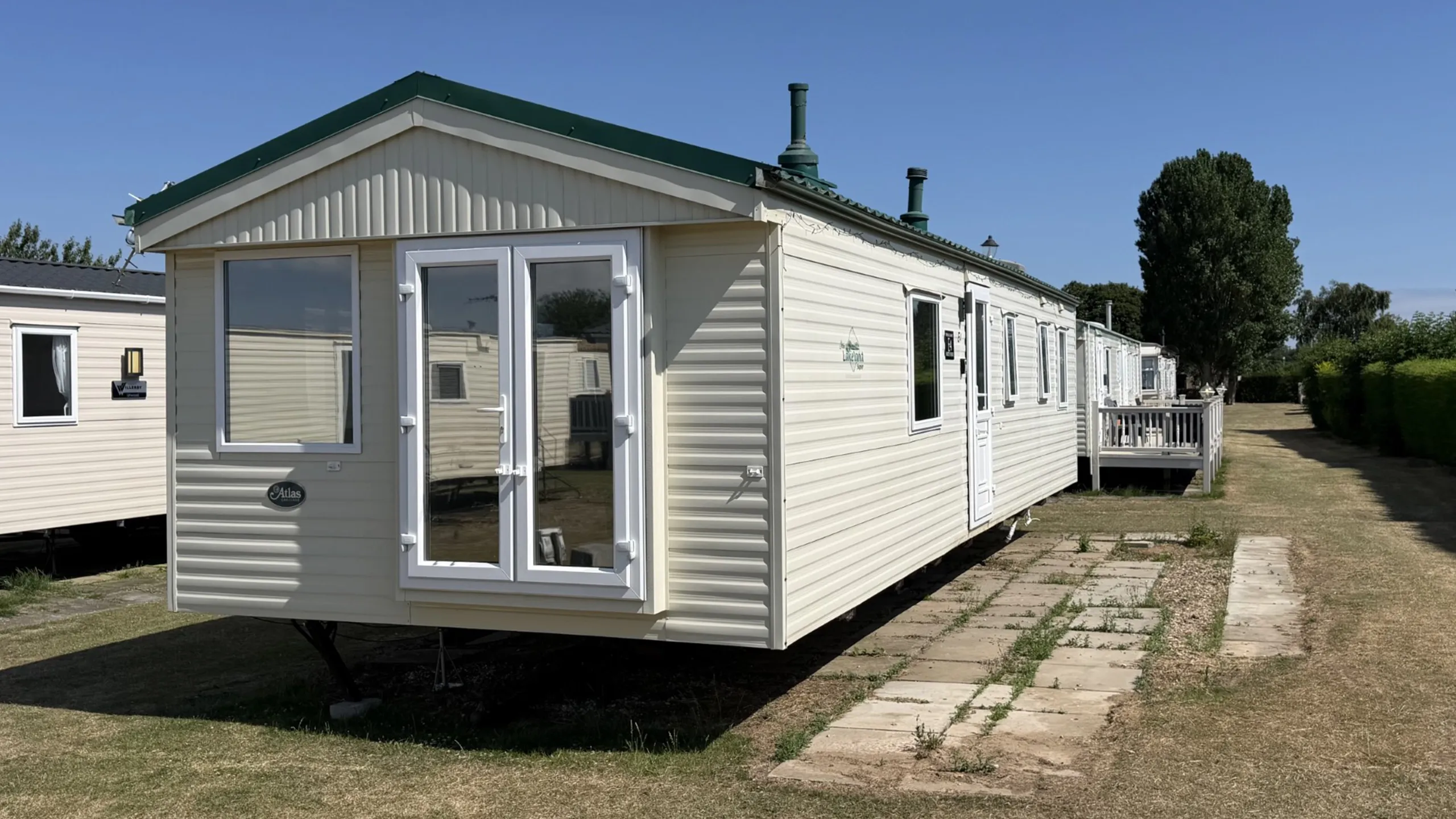 2007 Atlas Lakeland Super 3-bedroom holiday home for sale at North Shore Holiday Park, Skegness.