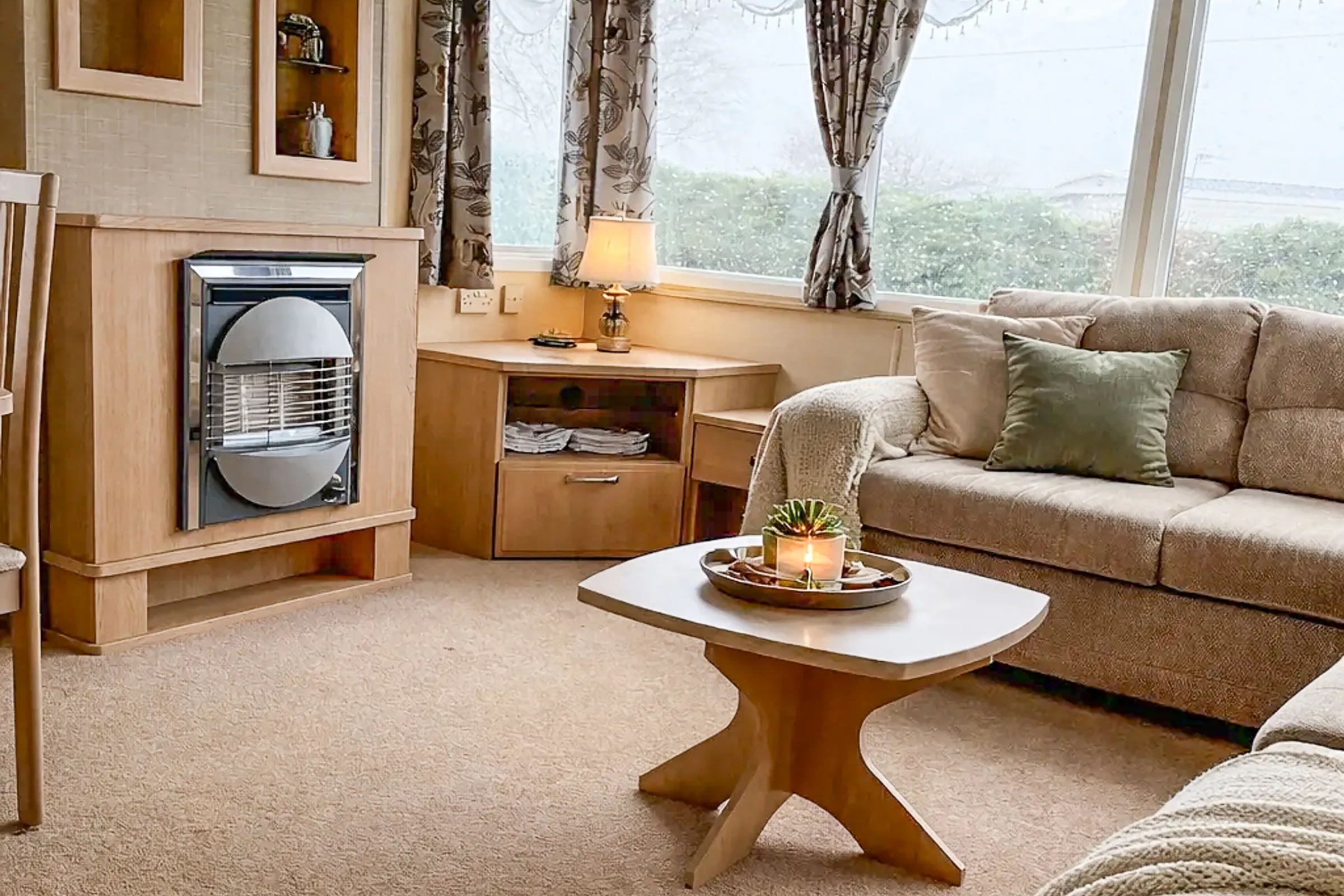 Coastfields 2009 Willerby Granada comfortable open-plan living area