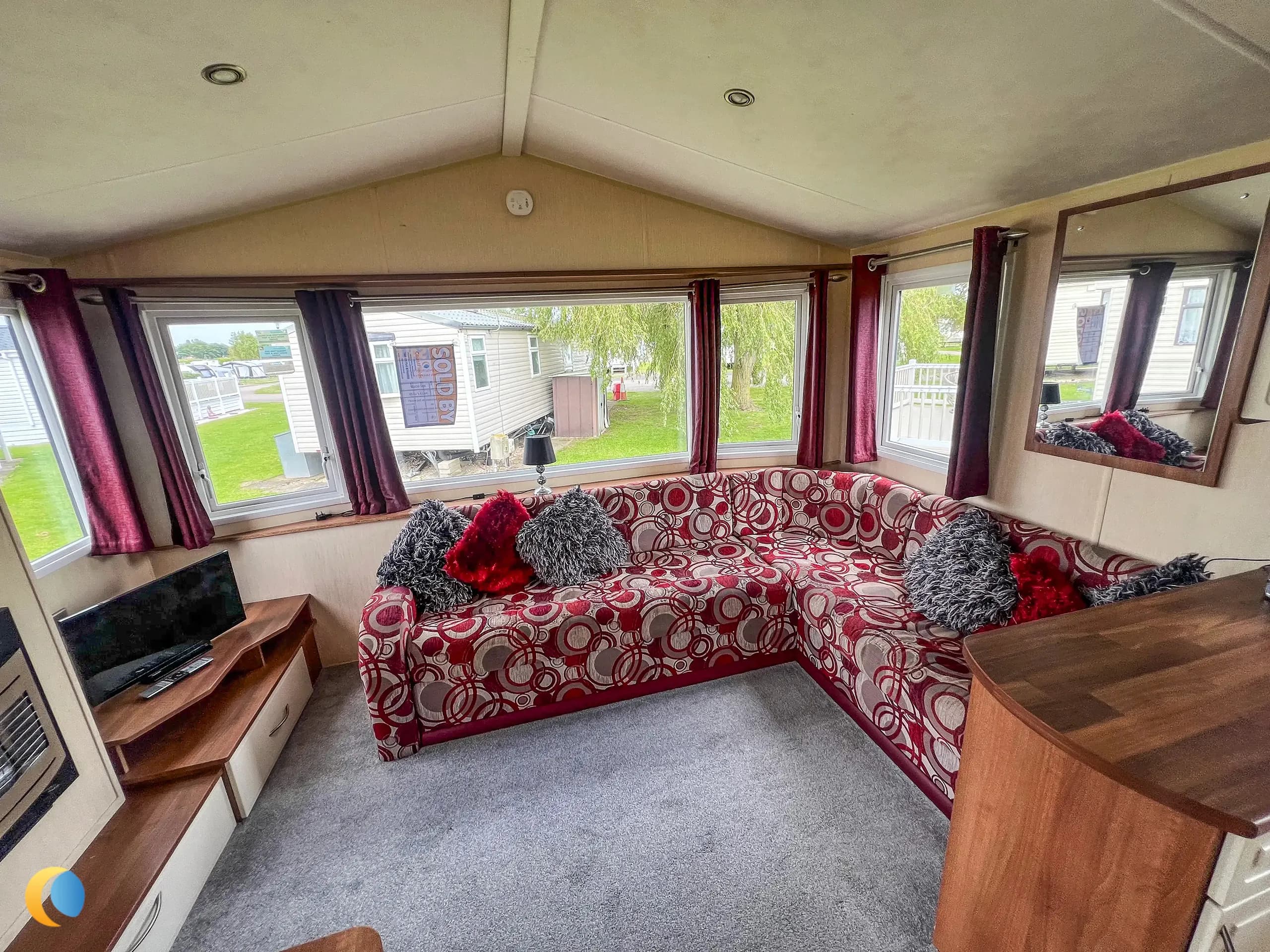 Coastfields 2012 Willerby Rio Gold open-plan living area at North Shore