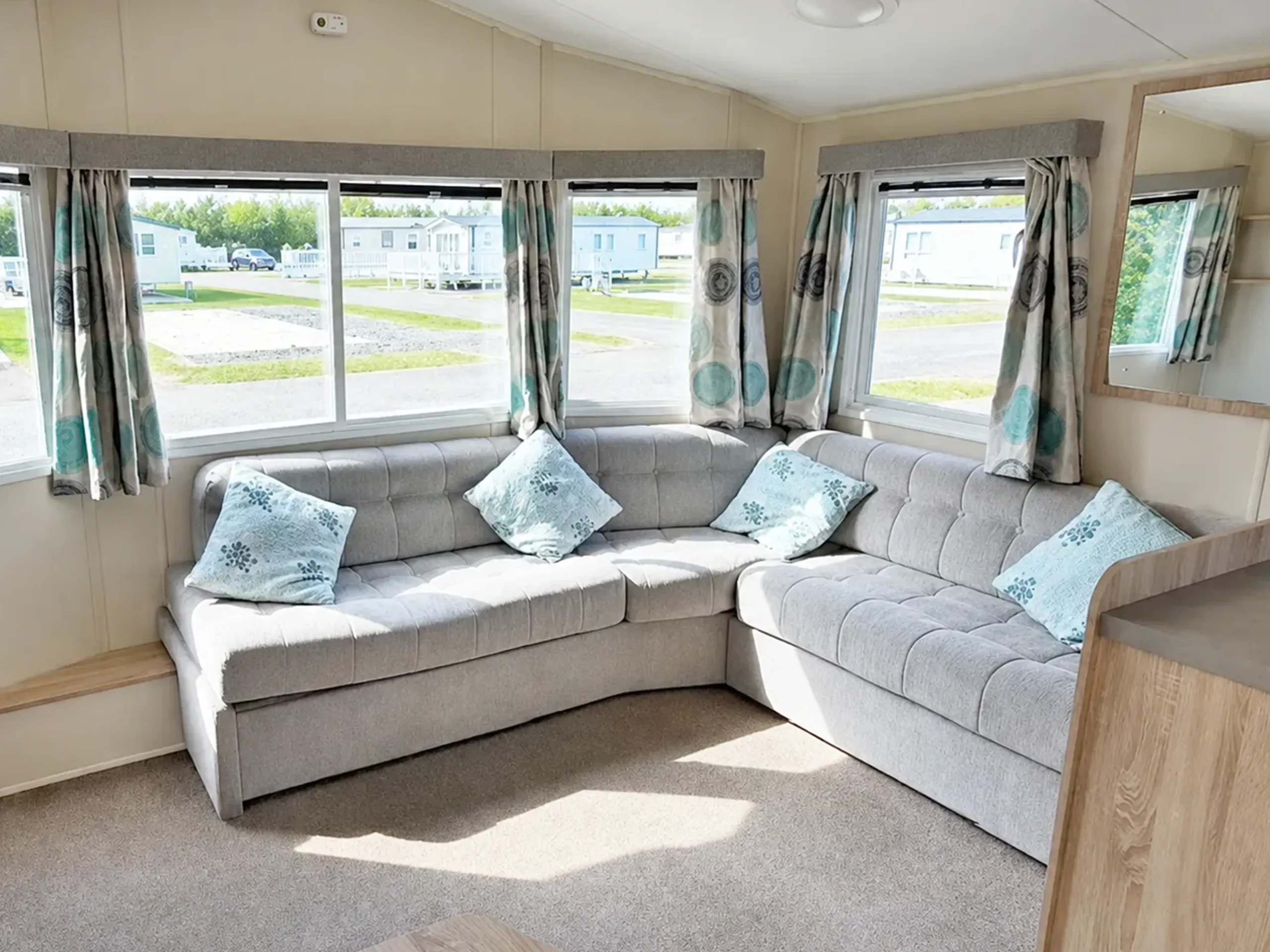 Open-plan living area in the 2018 Willerby Rio Gold holiday home
