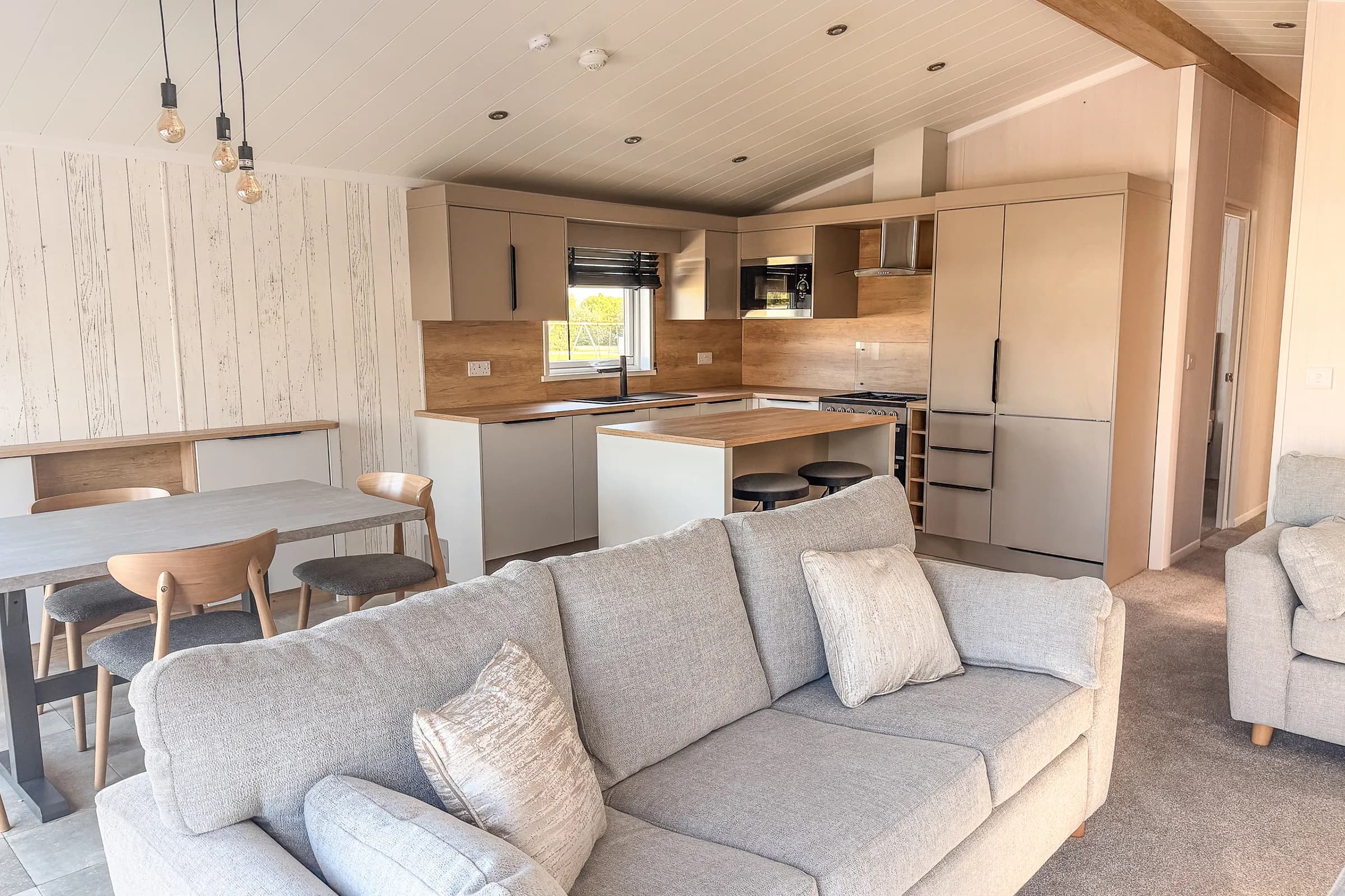 2026 Swift Edmonton Lodge Coastfields open-plan living and dining area